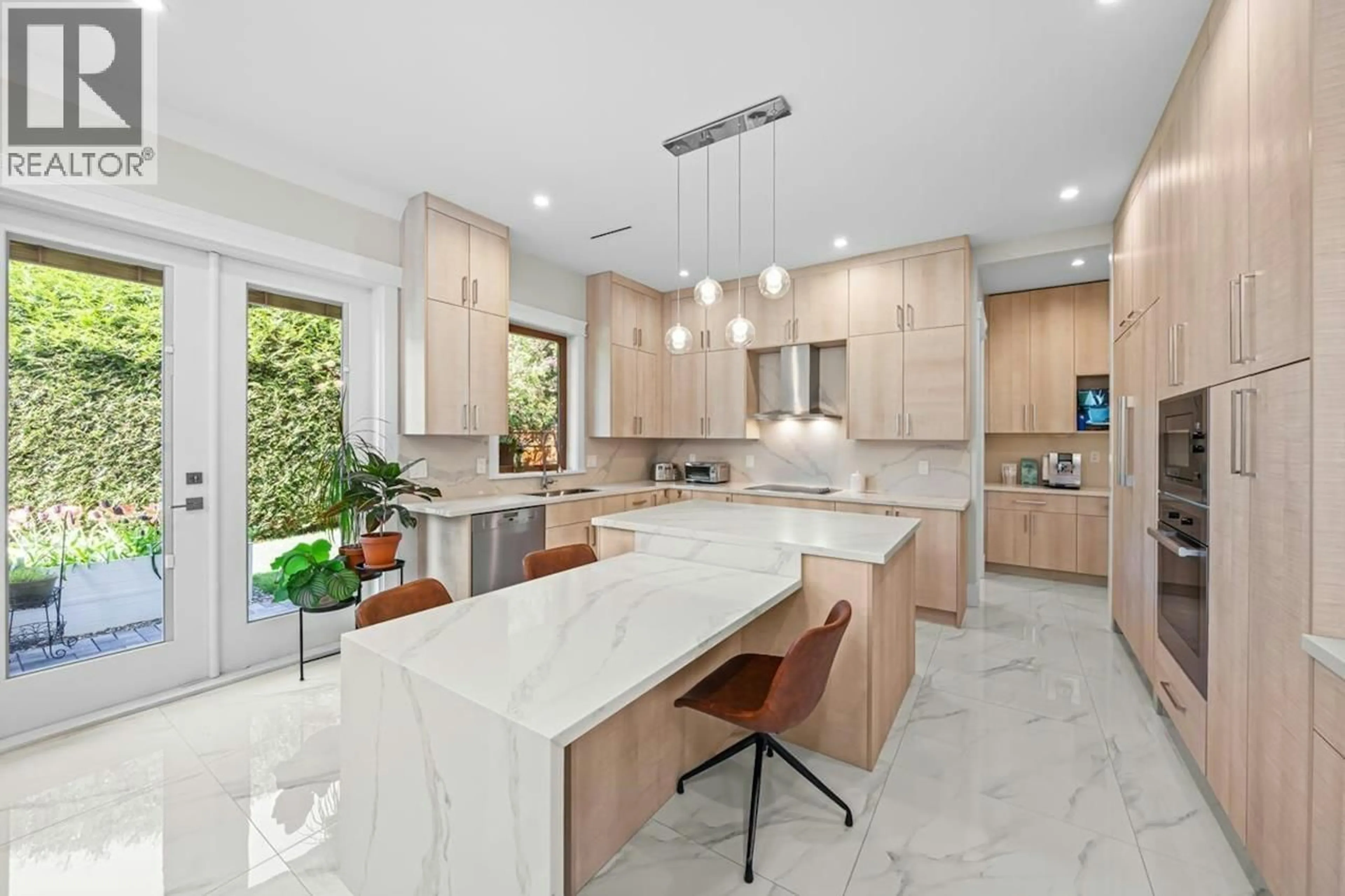 Contemporary kitchen, ceramic/tile floor for 7860 THORMANBY CRESCENT, Richmond British Columbia V7C4G3