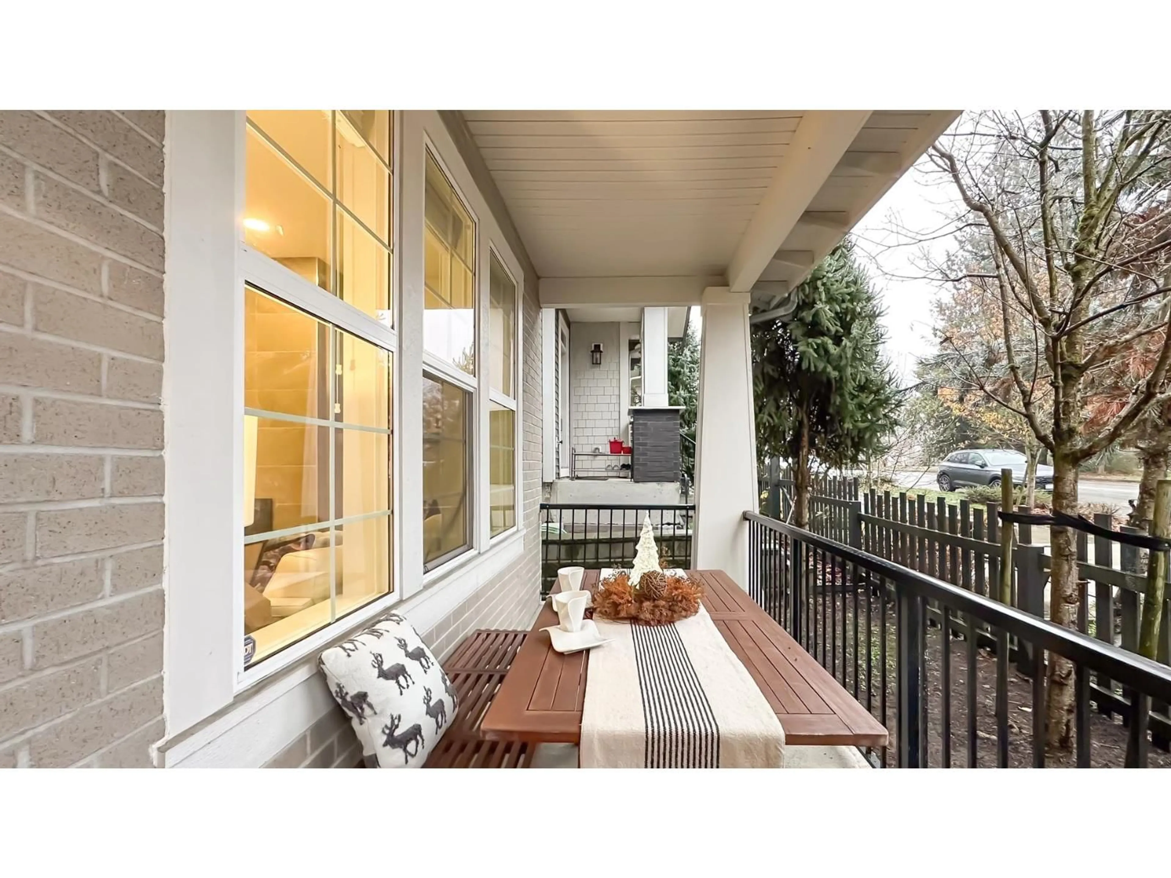 Patio, street for 20291 82 AVENUE, Langley British Columbia V2Y0Z1