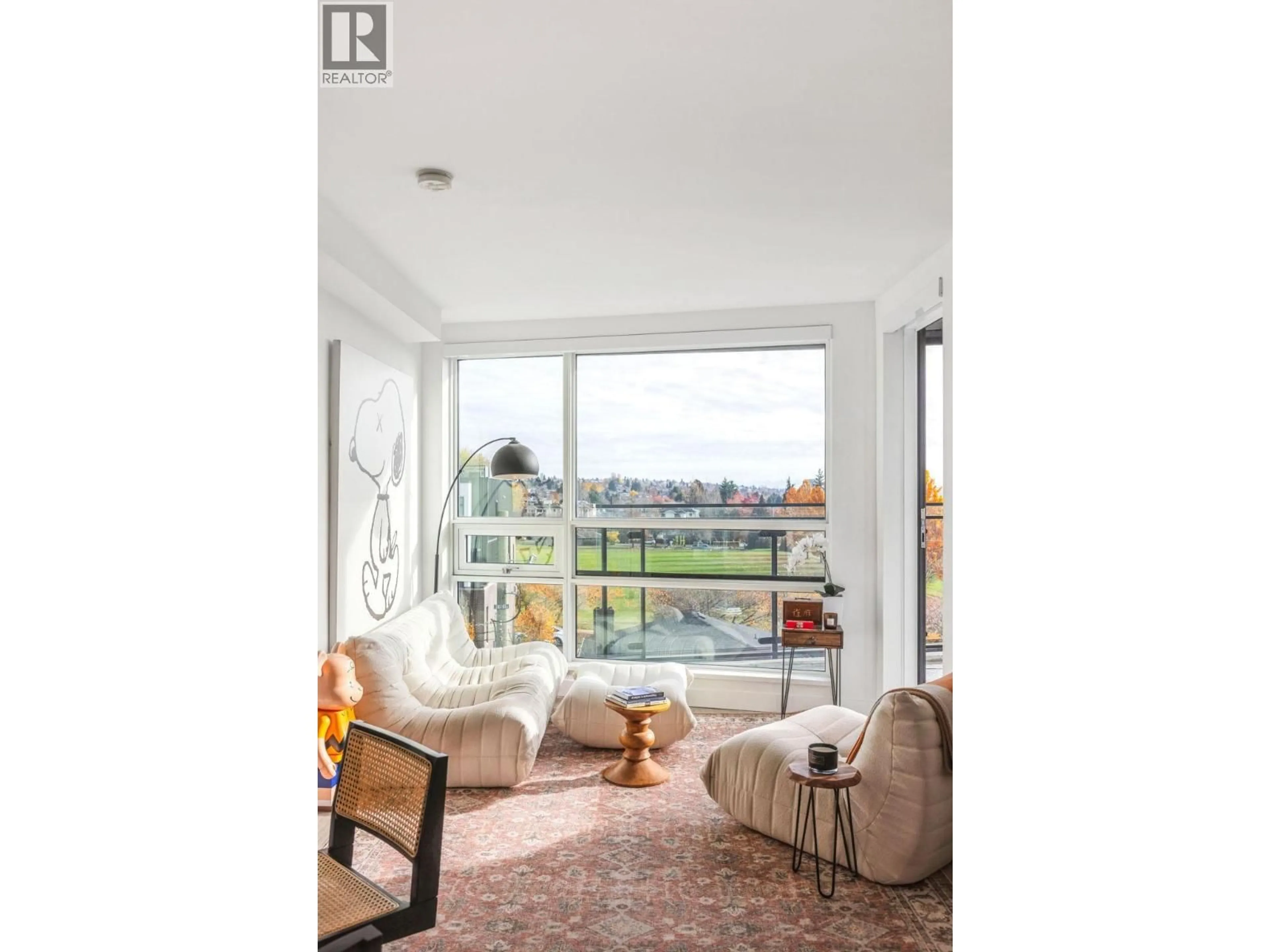 Living room with furniture, unknown for 408 - 7638 CAMBIE STREET, Vancouver British Columbia V6P3H7