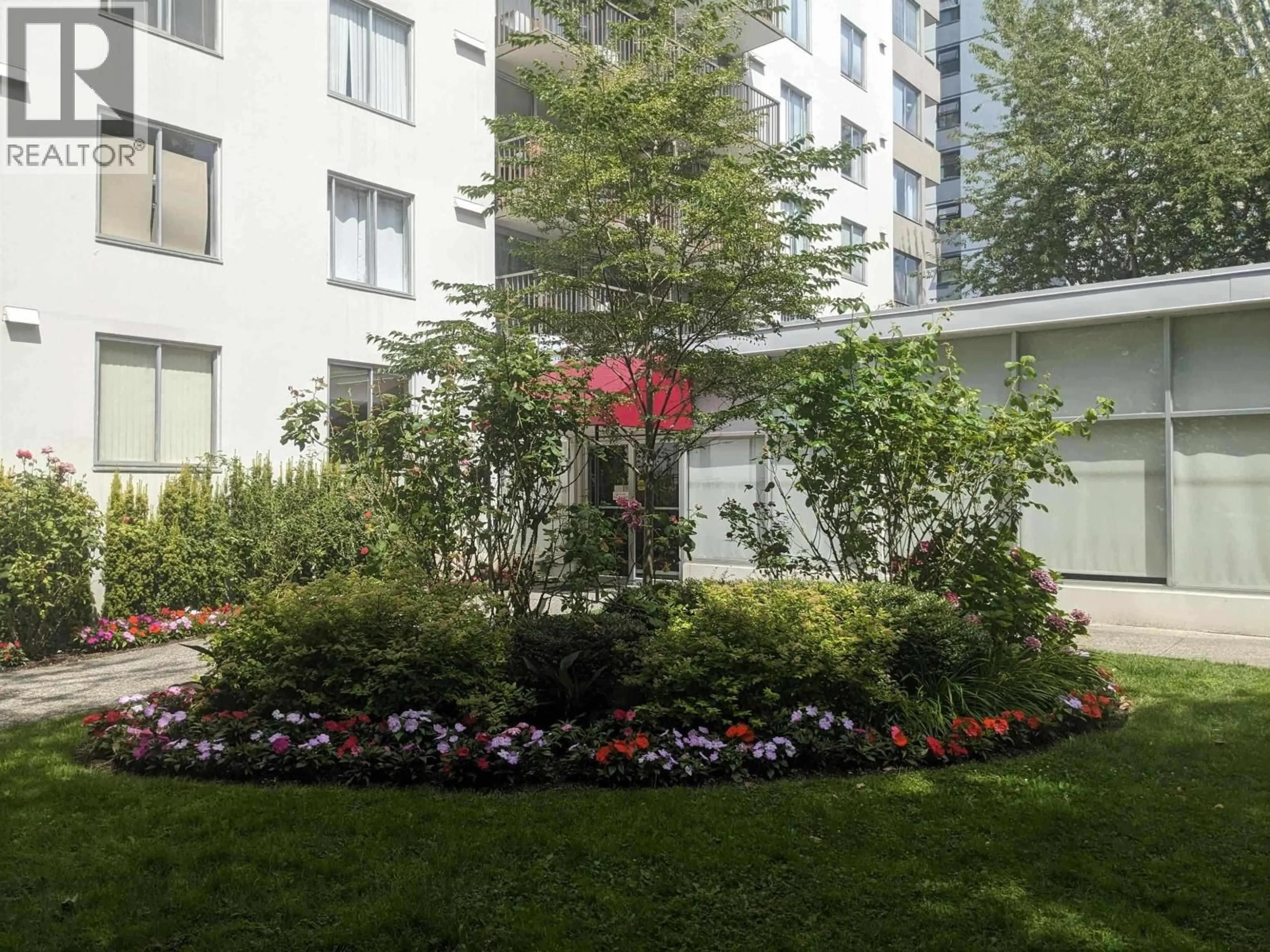 Patio, street for 402 - 1251 CARDERO STREET, Vancouver British Columbia V6G2H9