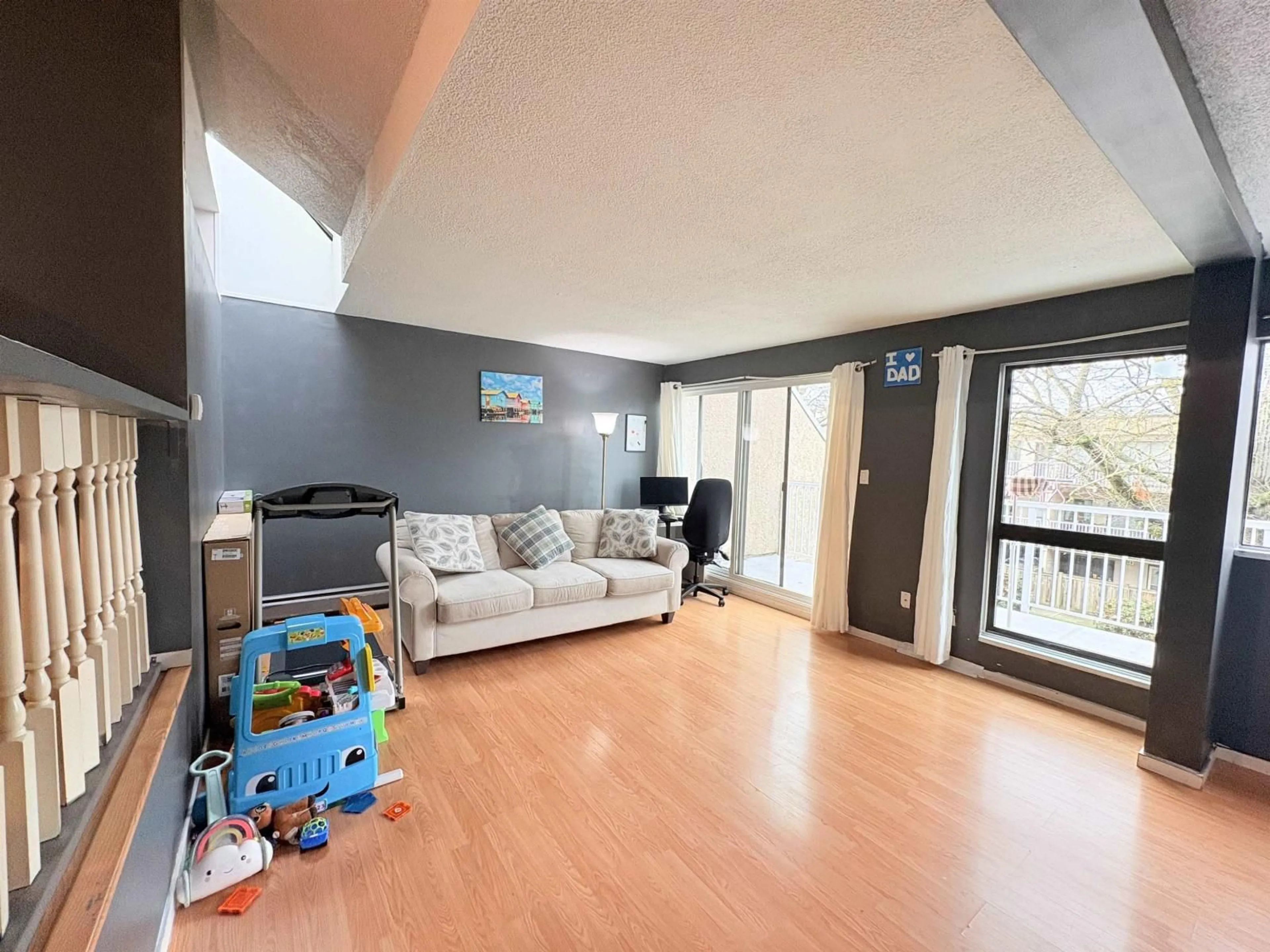 A pic of a room for 95 - 17716 60 AVENUE, Surrey British Columbia V3S1V2