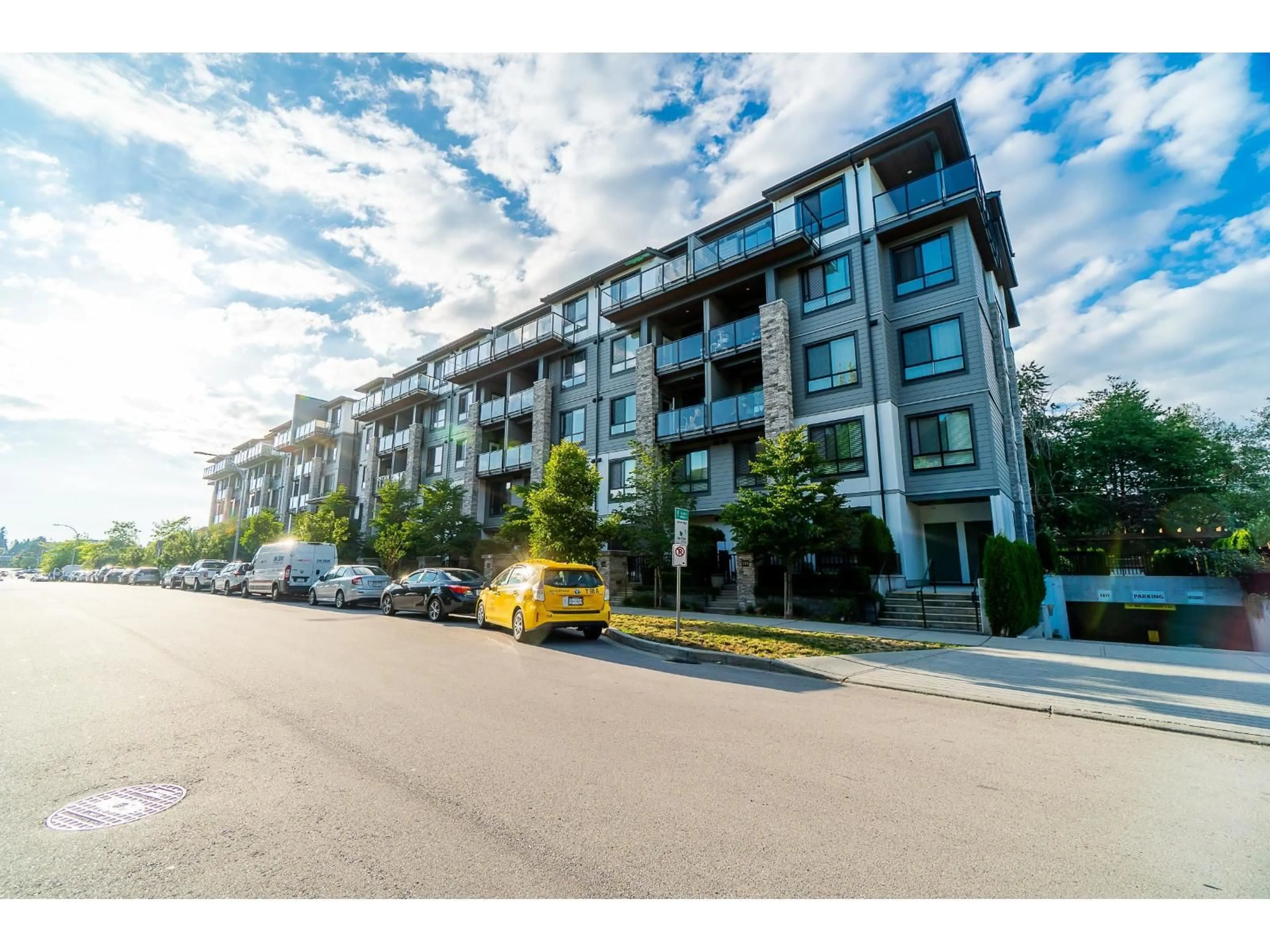 A pic from outside/outdoor area/front of a property/back of a property/a pic from drone, street for 317 - 15351 101 STREET, Surrey British Columbia V3R0G2