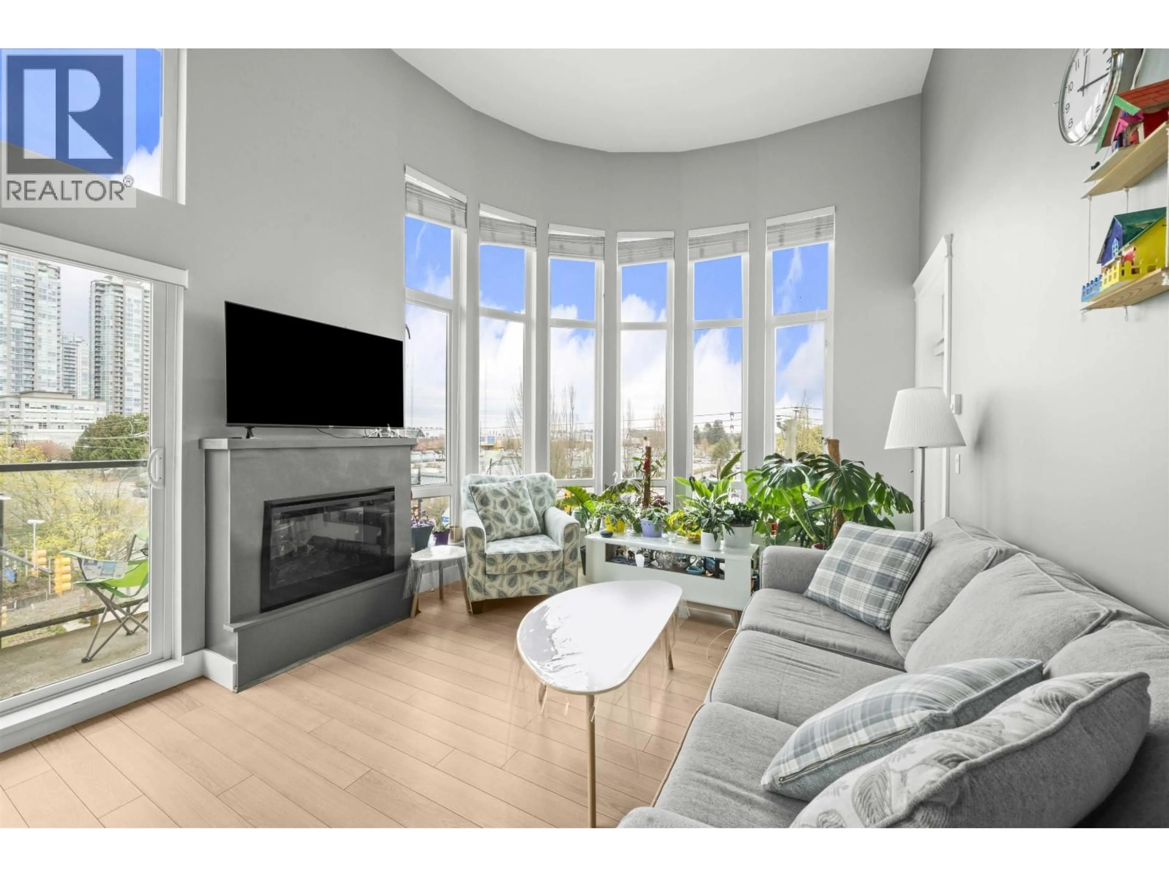 Living room with furniture, unknown for 401 - 1188 JOHNSON STREET, Coquitlam British Columbia V3B0H7