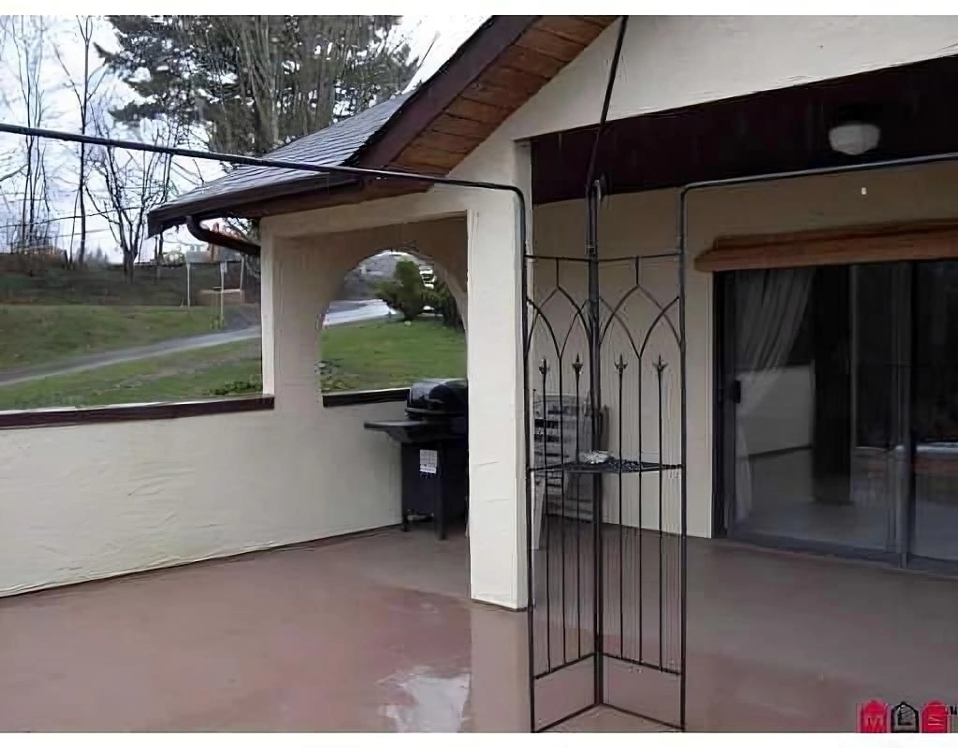 Patio, street for 32460 CHERRY AVENUE, Mission British Columbia V2V2T6