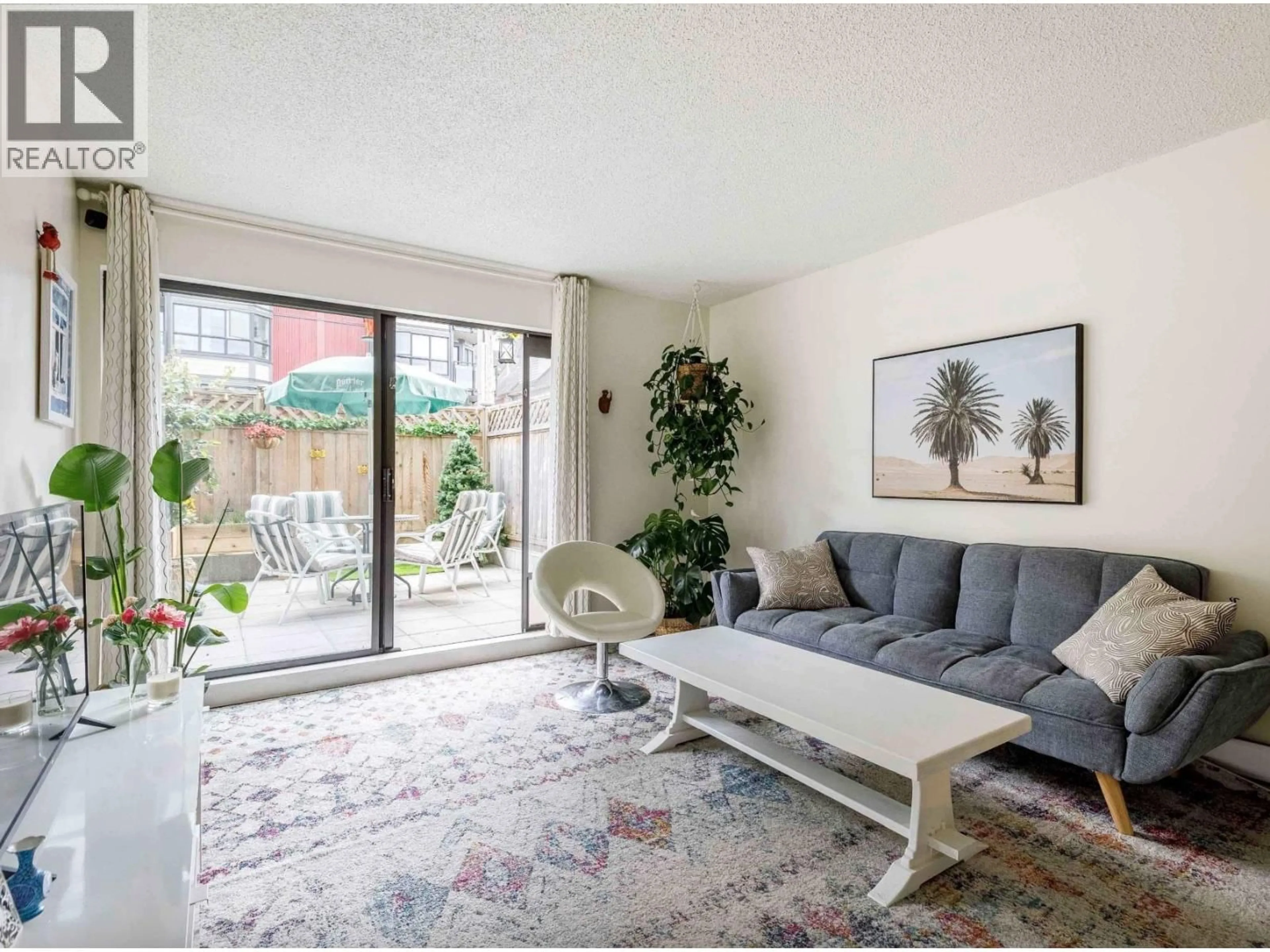 Living room with furniture, unknown for 101 - 550 7TH AVENUE, Vancouver British Columbia V5T1N7