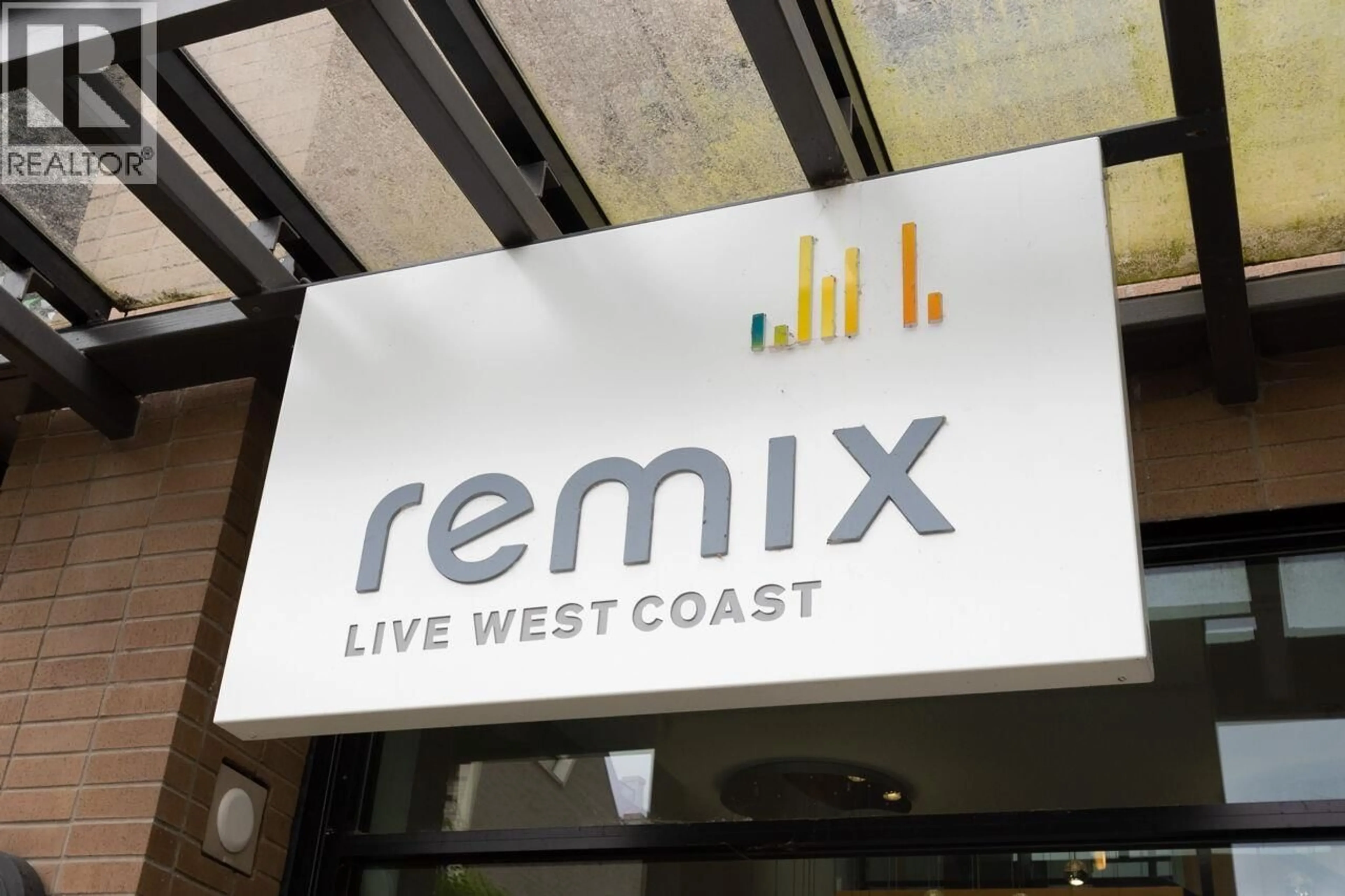 Lobby for 417 - 733 14TH STREET, North Vancouver British Columbia V7M0C6