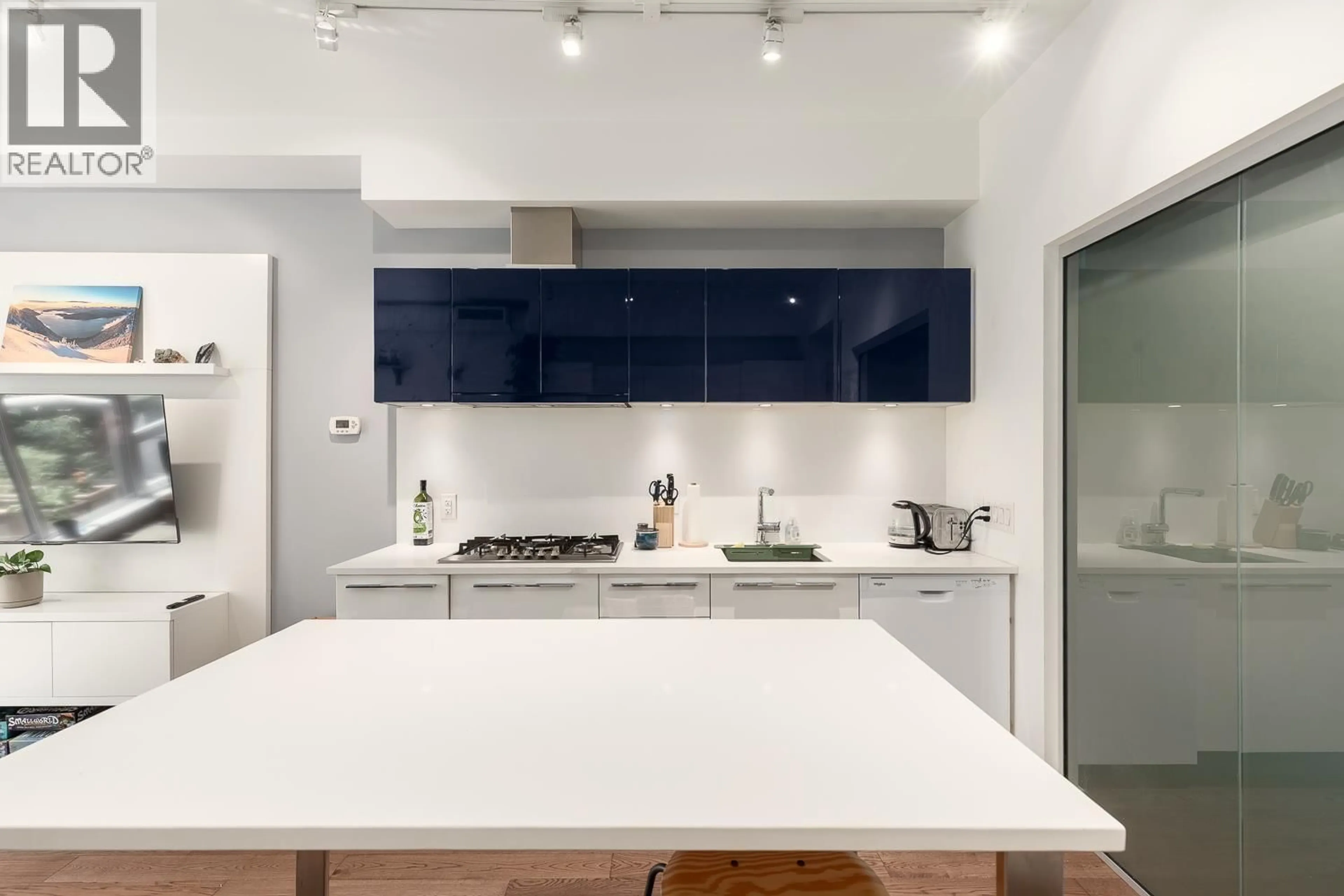 Contemporary kitchen, ceramic/tile floor for 227 - 108 1ST AVENUE, Vancouver British Columbia V5T0E3