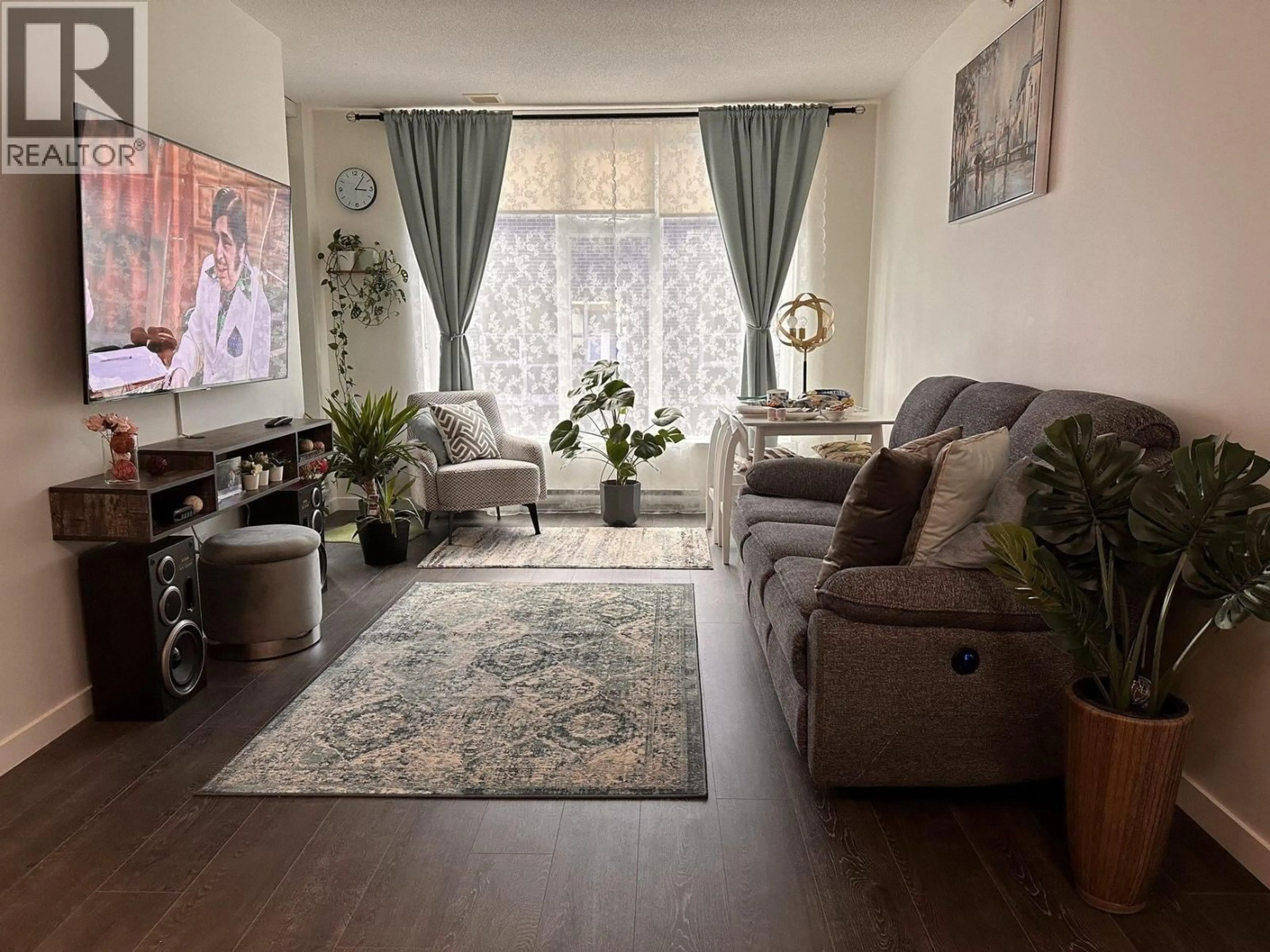 Living room with furniture, unknown for 504 - 5598 ORMIDALE STREET, Vancouver British Columbia V5R0E5
