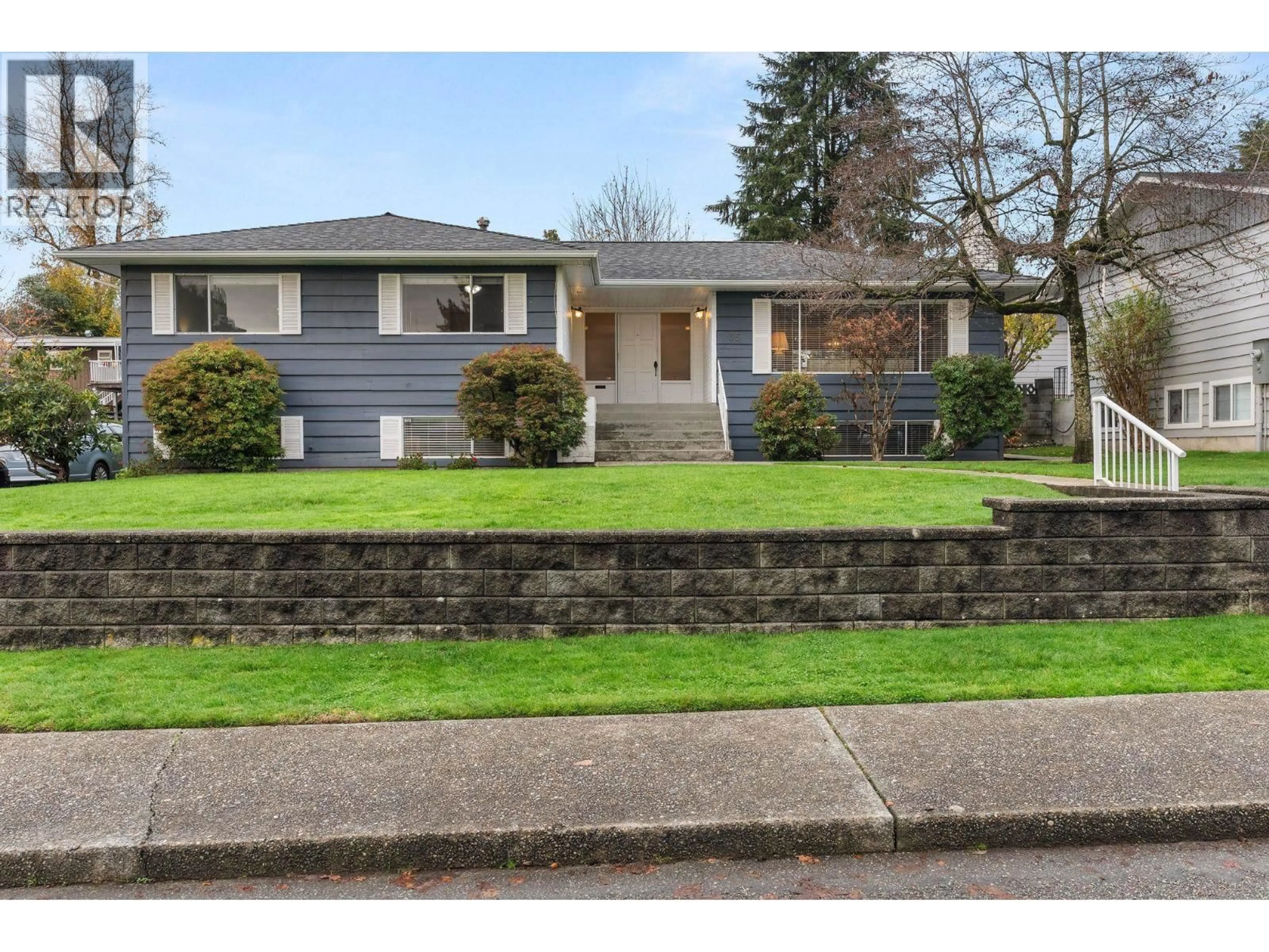 Home with vinyl exterior material, street for 35 COURTNEY CRESCENT, New Westminster British Columbia V3L4M1