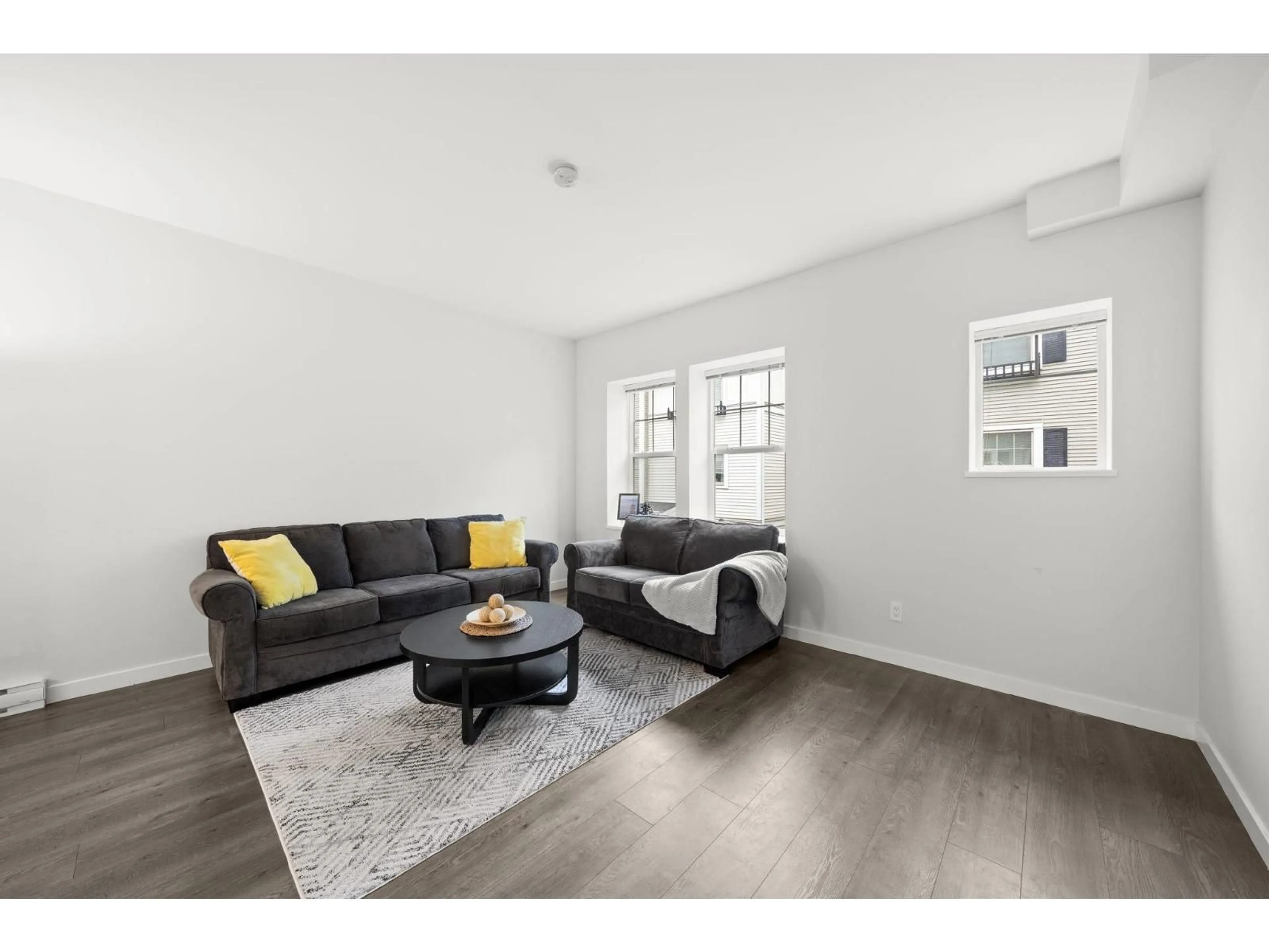 Living room with furniture, unknown for 66 - 32633 SIMON AVENUE, Abbotsford British Columbia V2T0G9