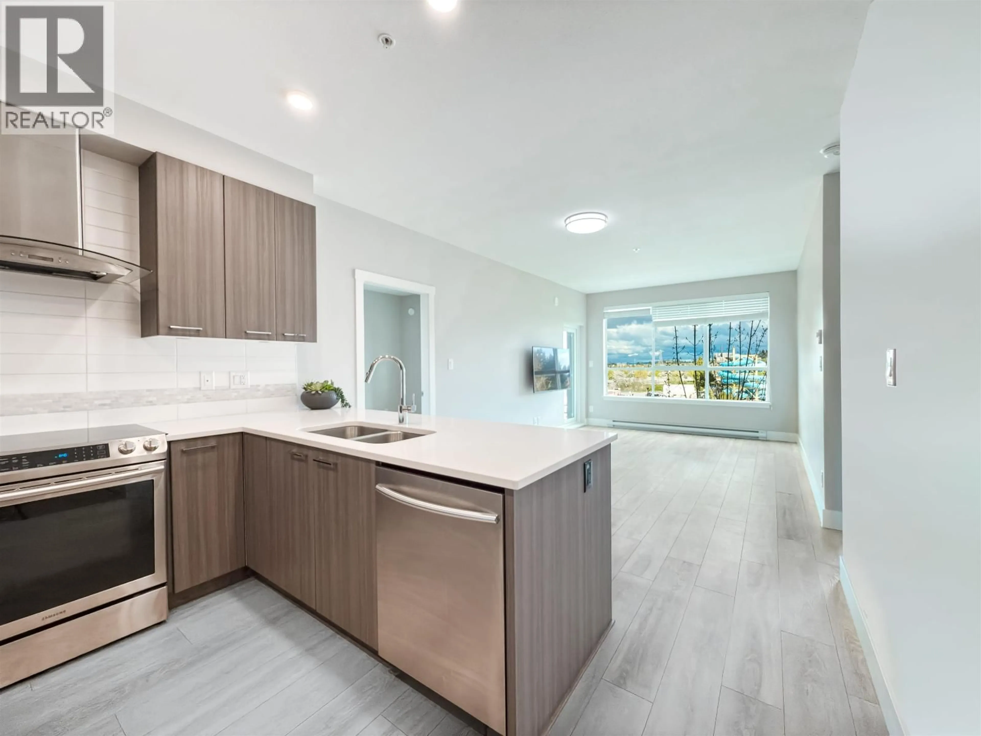 Open concept kitchen, unknown for 323 - 4690 HAWK LANE, Tsawwassen British Columbia V4M0C4