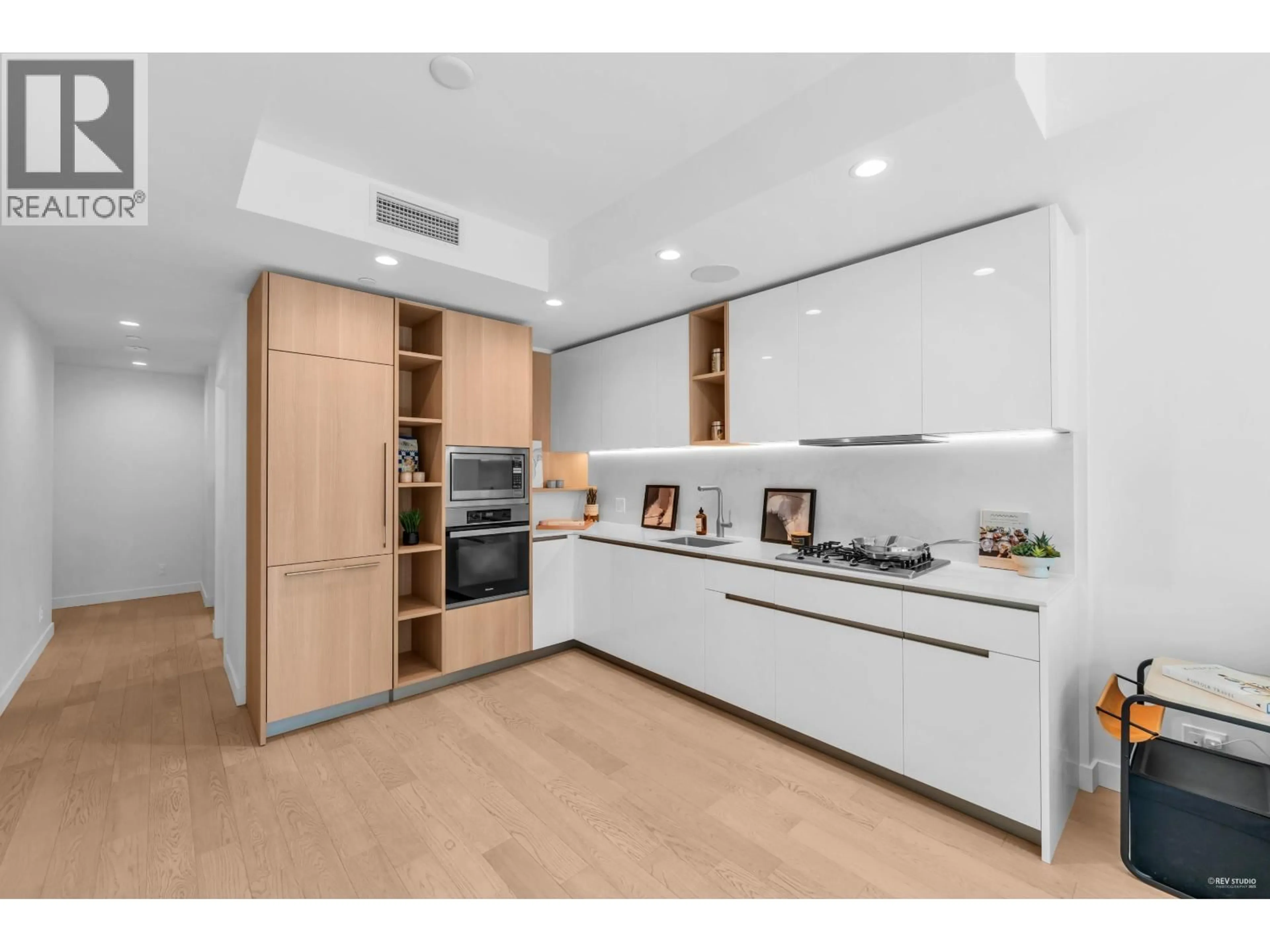 Contemporary kitchen, unknown for 513 - 6833 PEARSON WAY, Richmond British Columbia V7C0E8