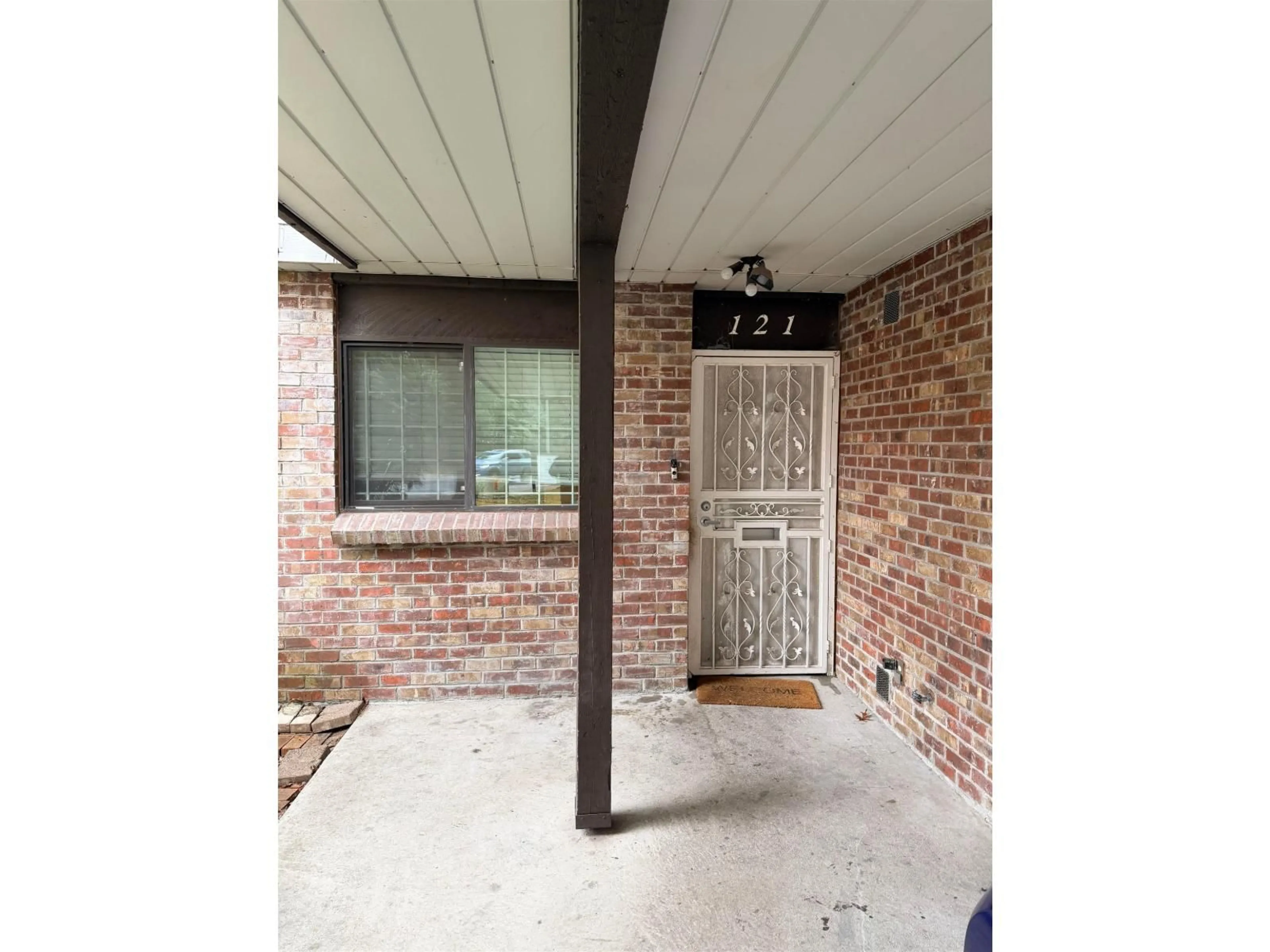 Unknown for 121 - 7468 138 STREET, Surrey British Columbia V3W6G4