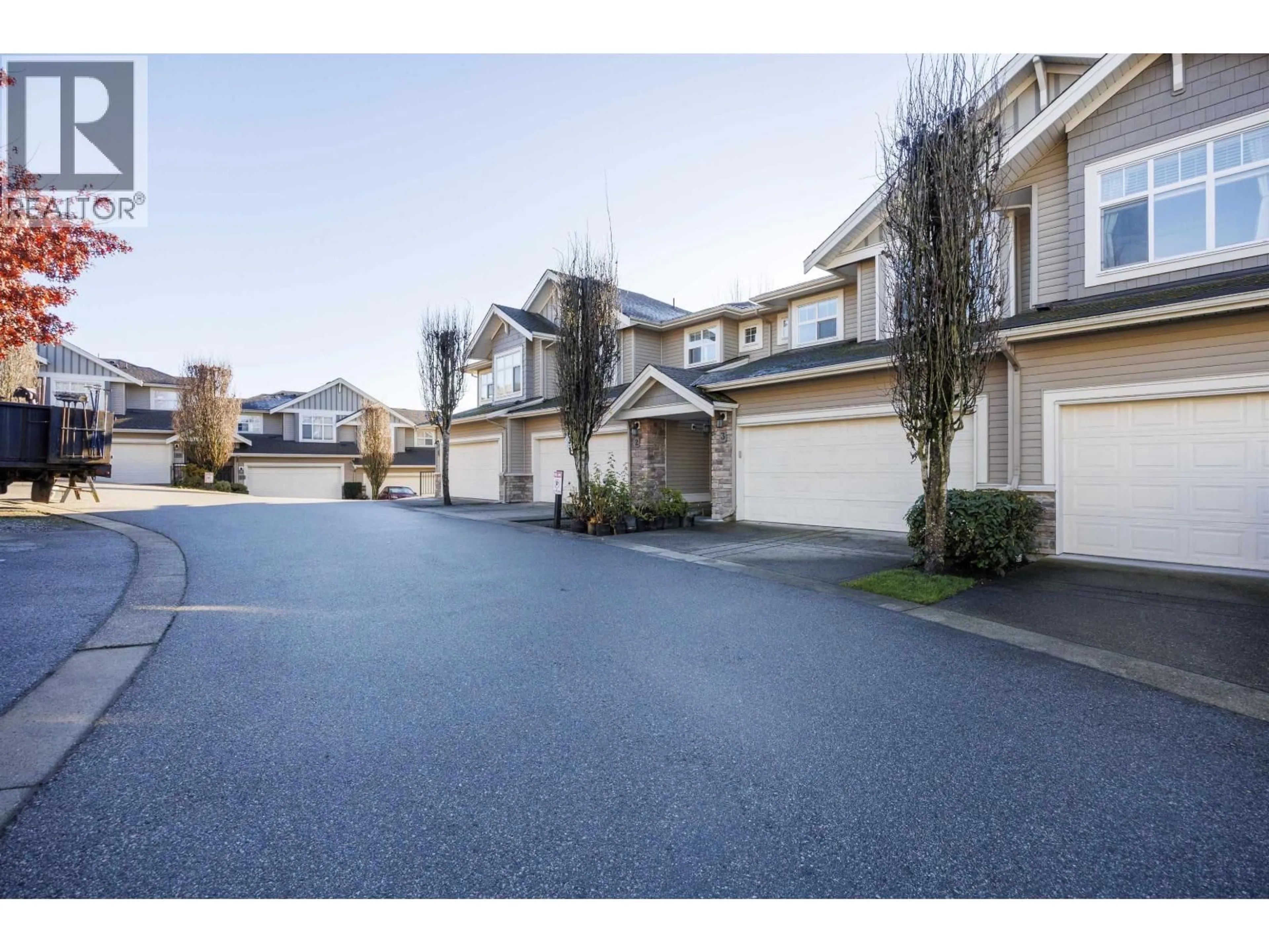 A pic from outside/outdoor area/front of a property/back of a property/a pic from drone, street for 3 - 11282 COTTONWOOD DRIVE, Maple Ridge British Columbia V2X8W7