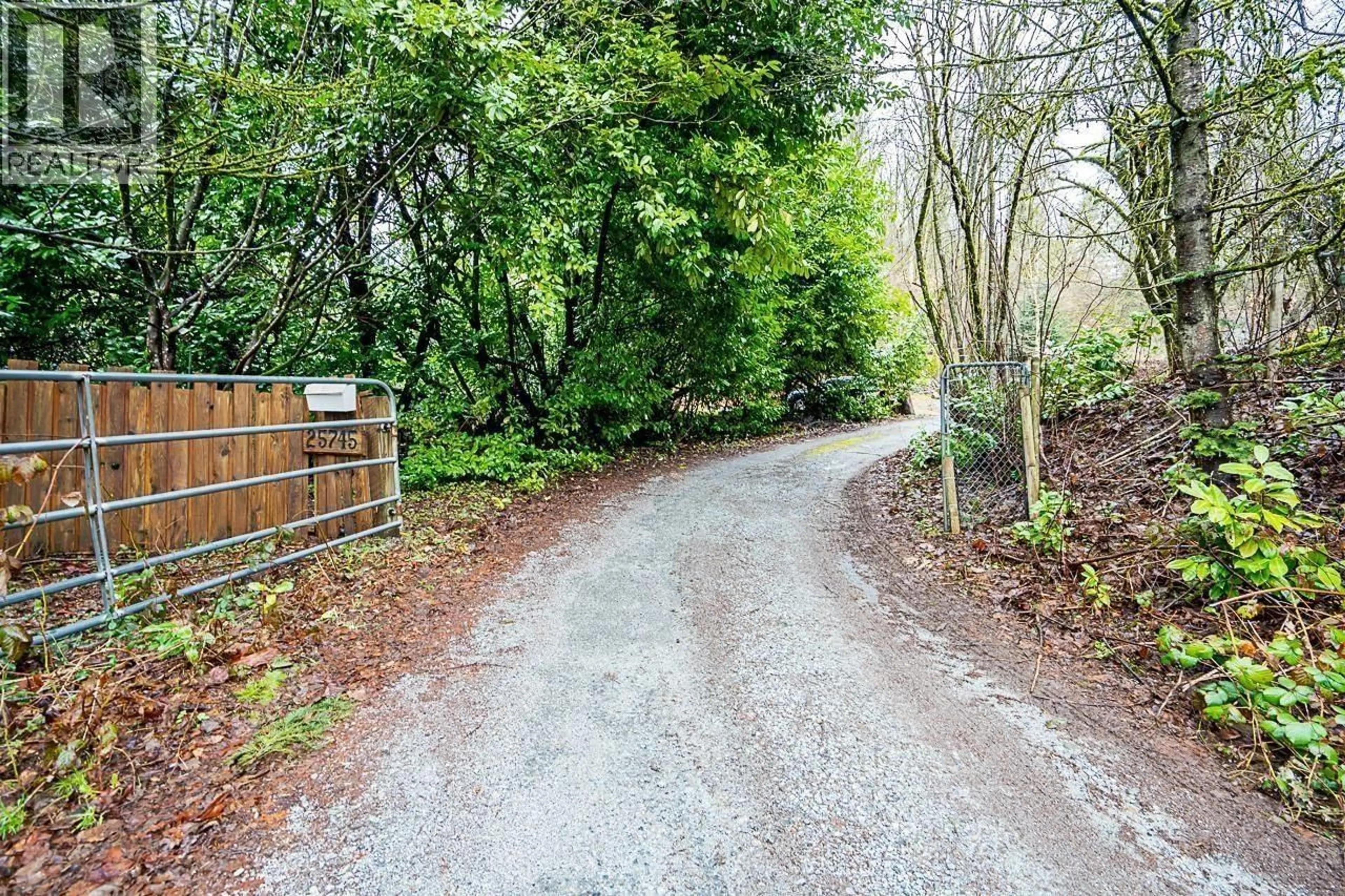 A pic from outside/outdoor area/front of a property/back of a property/a pic from drone, forest/trees view for 25745 LOUGHEED HIGHWAY, Maple Ridge British Columbia V2W1M3