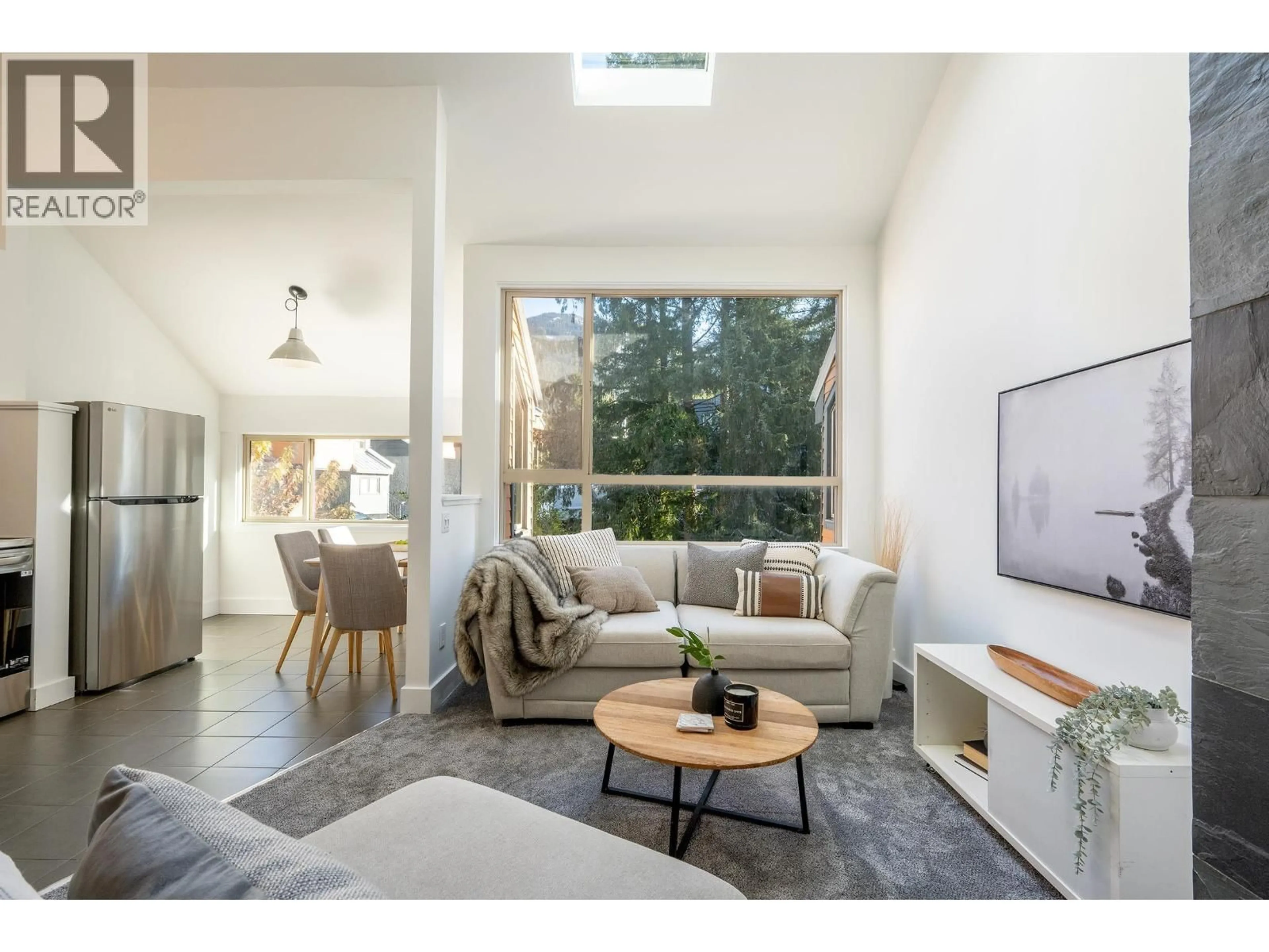 Living room with furniture, unknown for 30 - 2110 WHISTLER ROAD, Whistler British Columbia V8E0A6