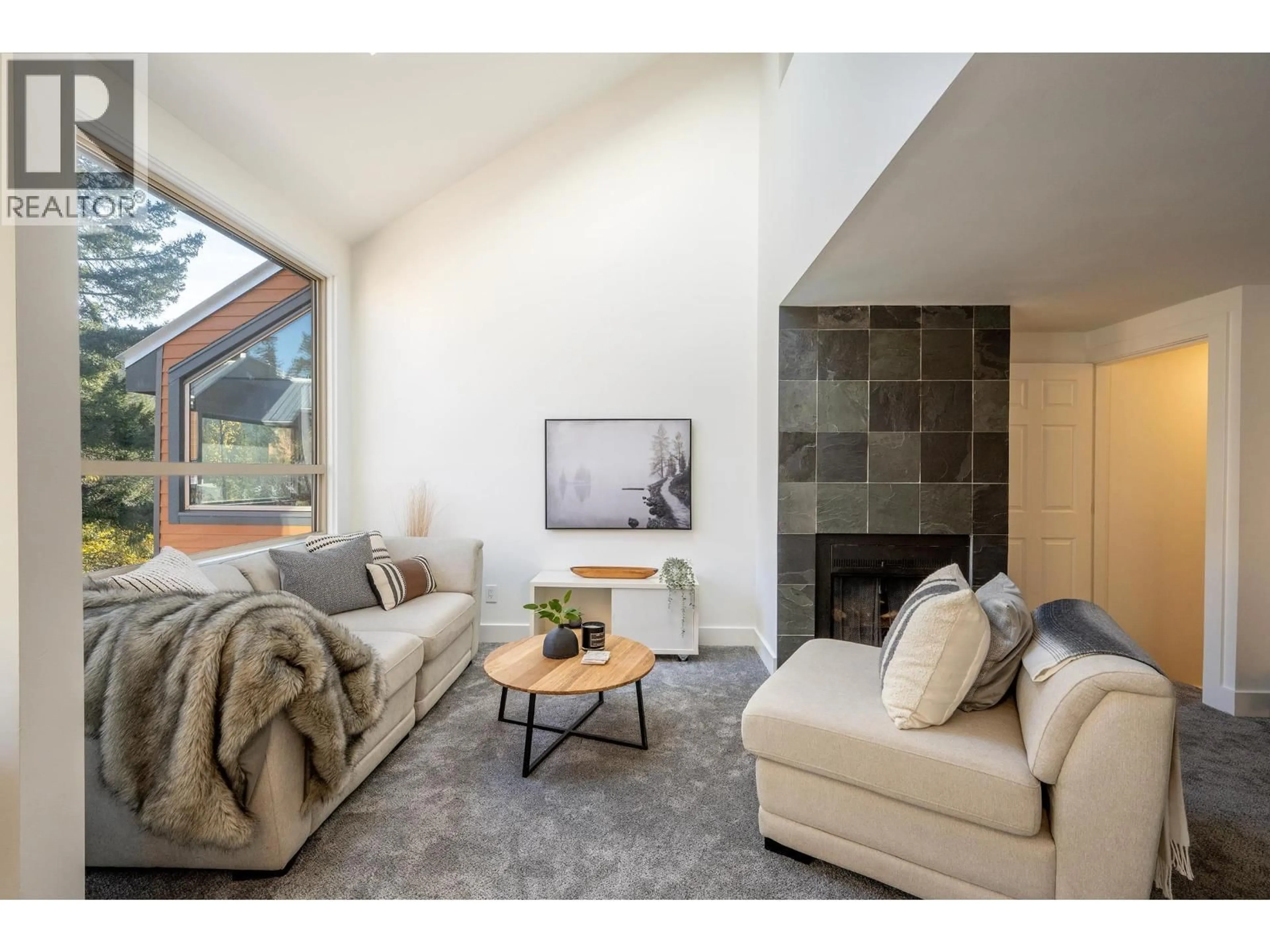 Living room with furniture, unknown for 30 - 2110 WHISTLER ROAD, Whistler British Columbia V8E0A6