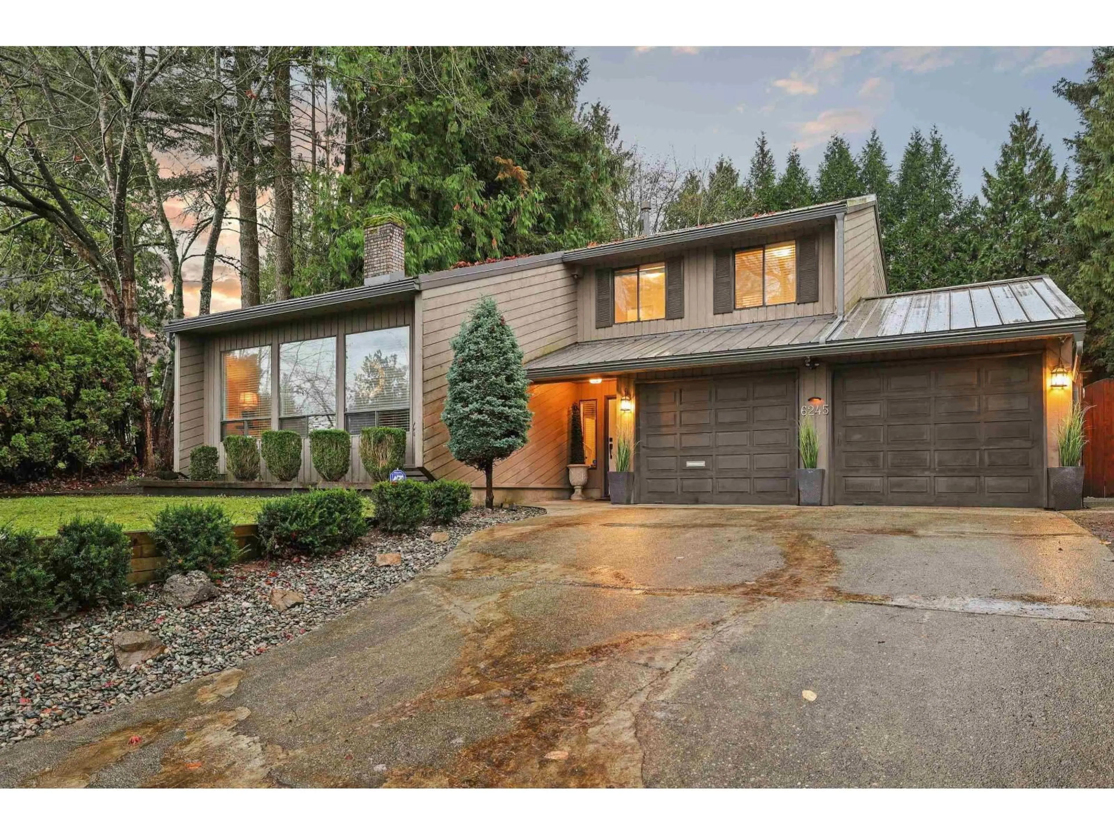 Unknown for 6245 152A STREET, Surrey British Columbia V3S5X5