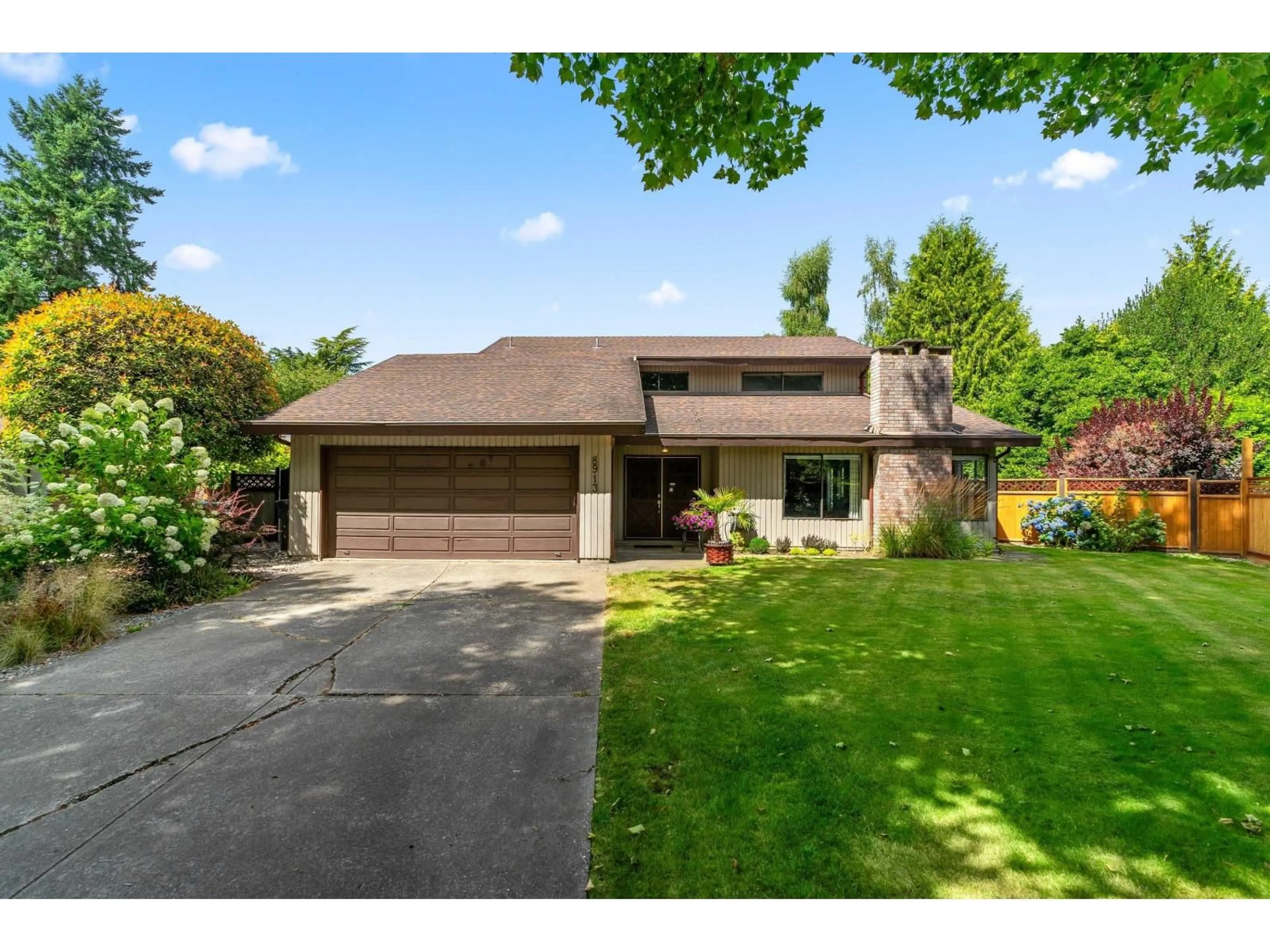 Unknown for 8913 JEDBURGH PLACE, Surrey British Columbia V3V6S1