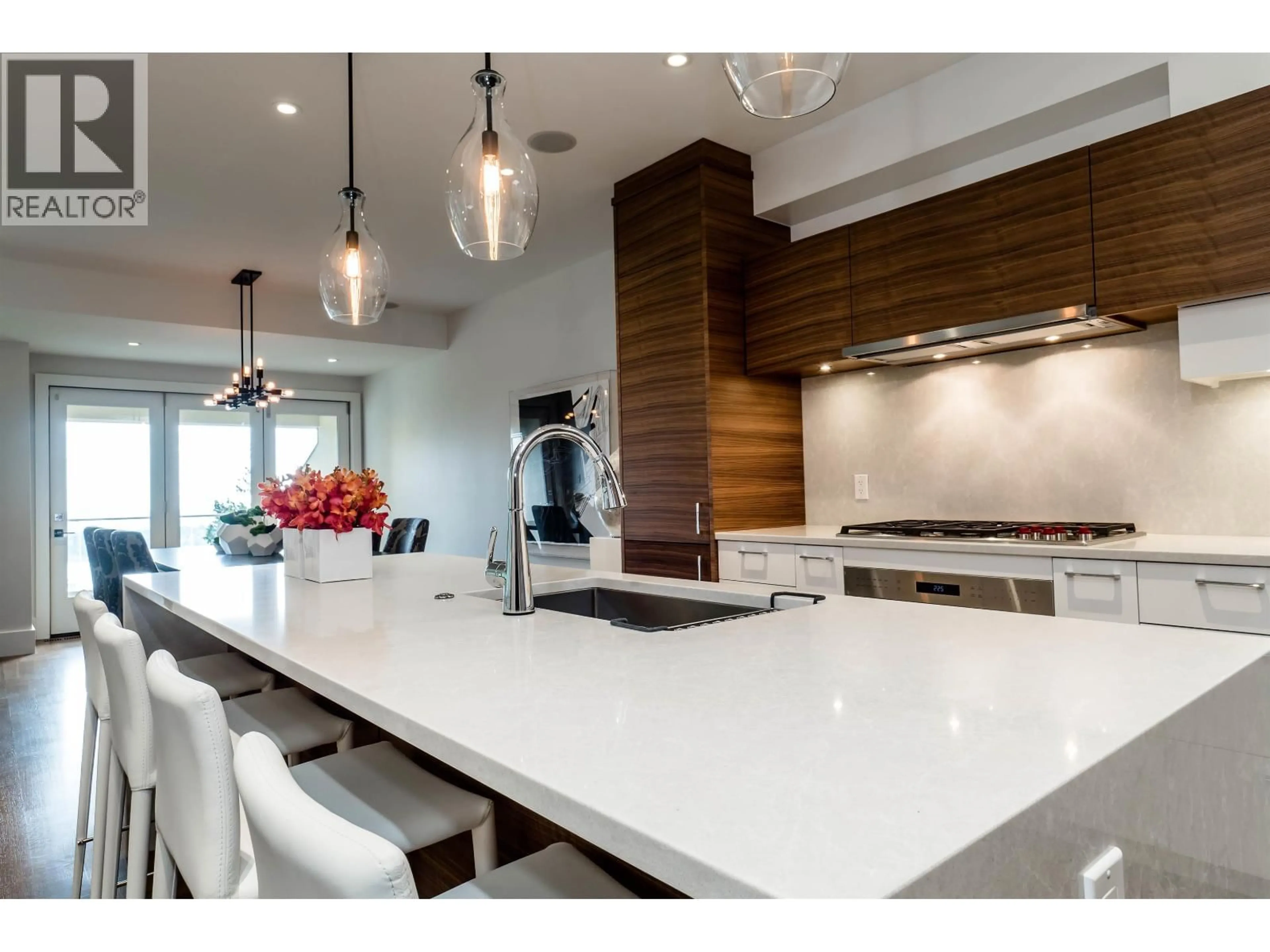 Contemporary kitchen, ceramic/tile floor for 2336 FOLKESTONE WAY, West Vancouver British Columbia V7S3C8