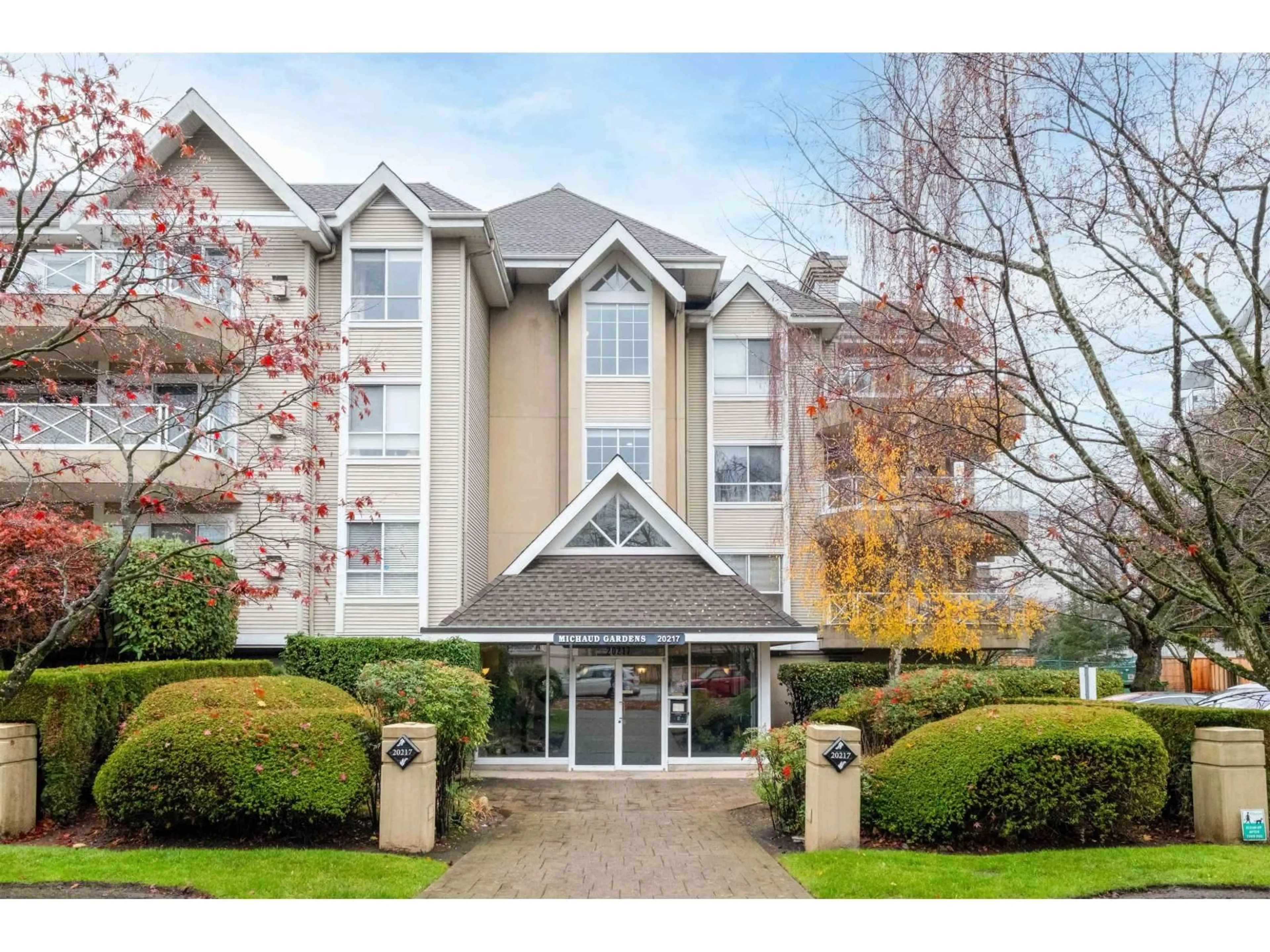 Unknown for 211 - 20217 MICHAUD CRESCENT, Langley British Columbia V3A8L1