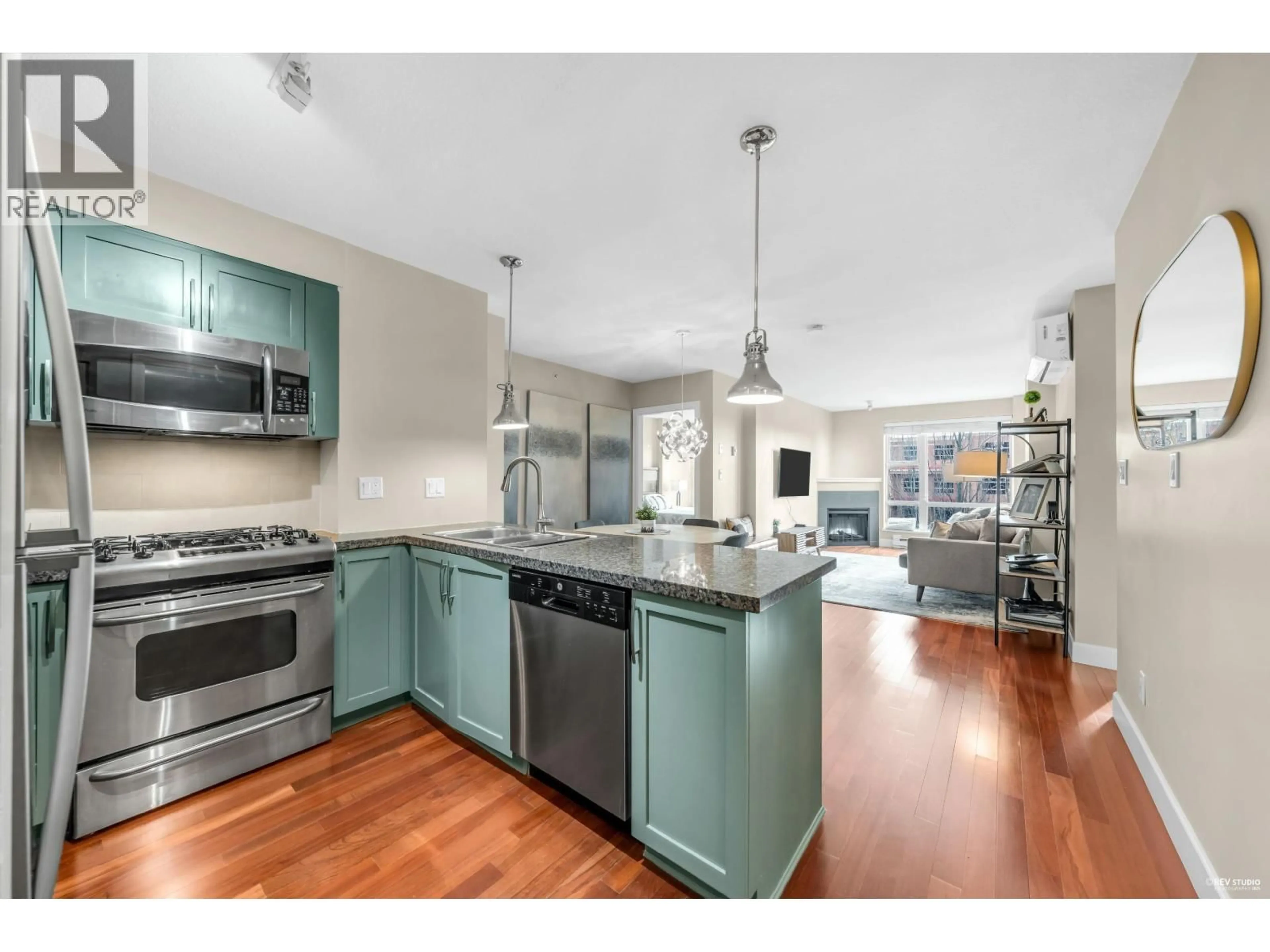 Open concept kitchen, unknown for 412 - 3811 HASTINGS STREET, Burnaby British Columbia V5C6V2