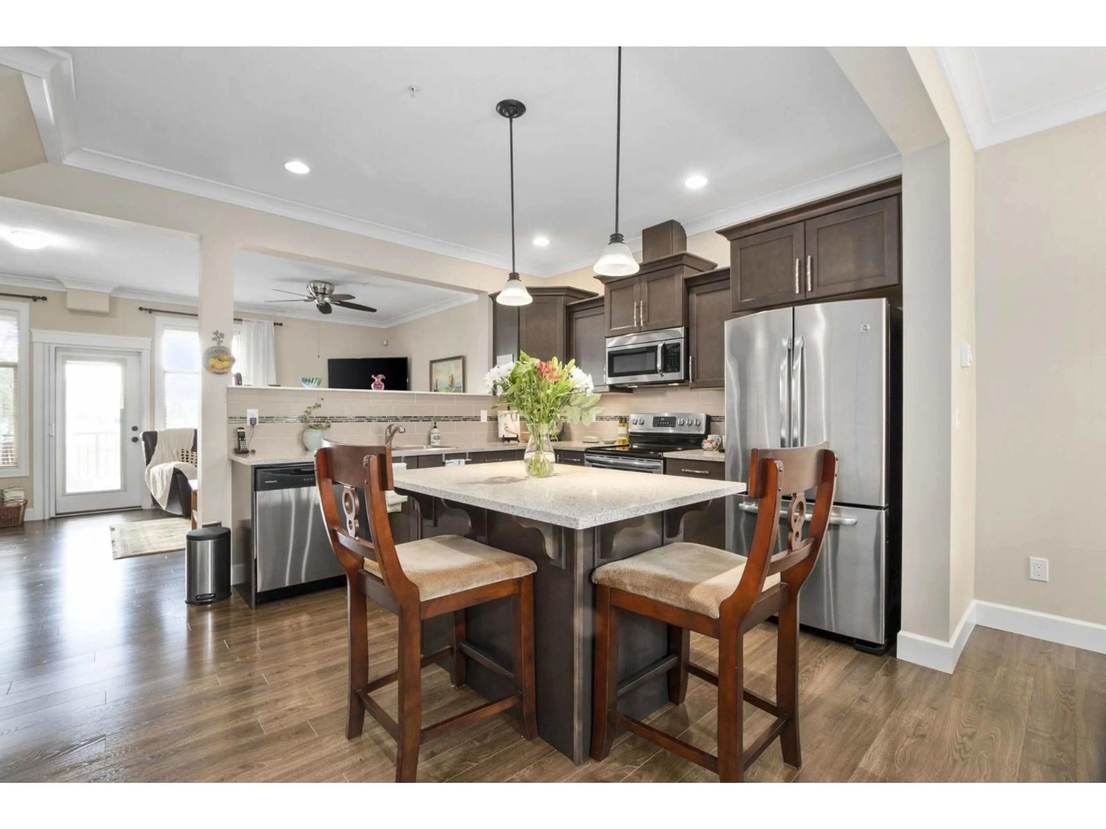 Open concept kitchen, unknown for 24 - 45025 WOLFE ROAD, Chilliwack British Columbia V2P7V9