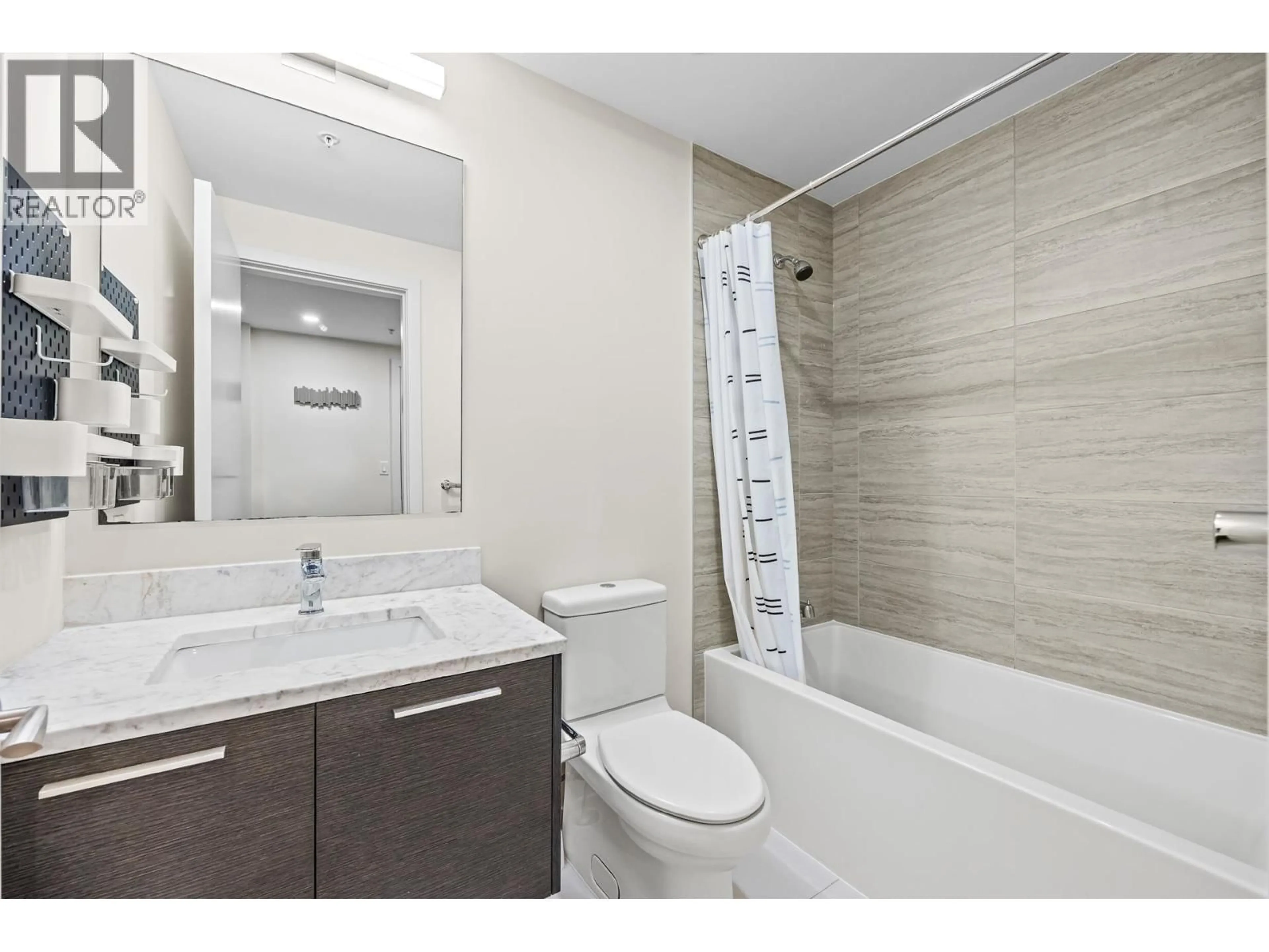 Standard bathroom, unknown for 2203 - 6288 CASSIE AVENUE, Burnaby British Columbia V5H0H7