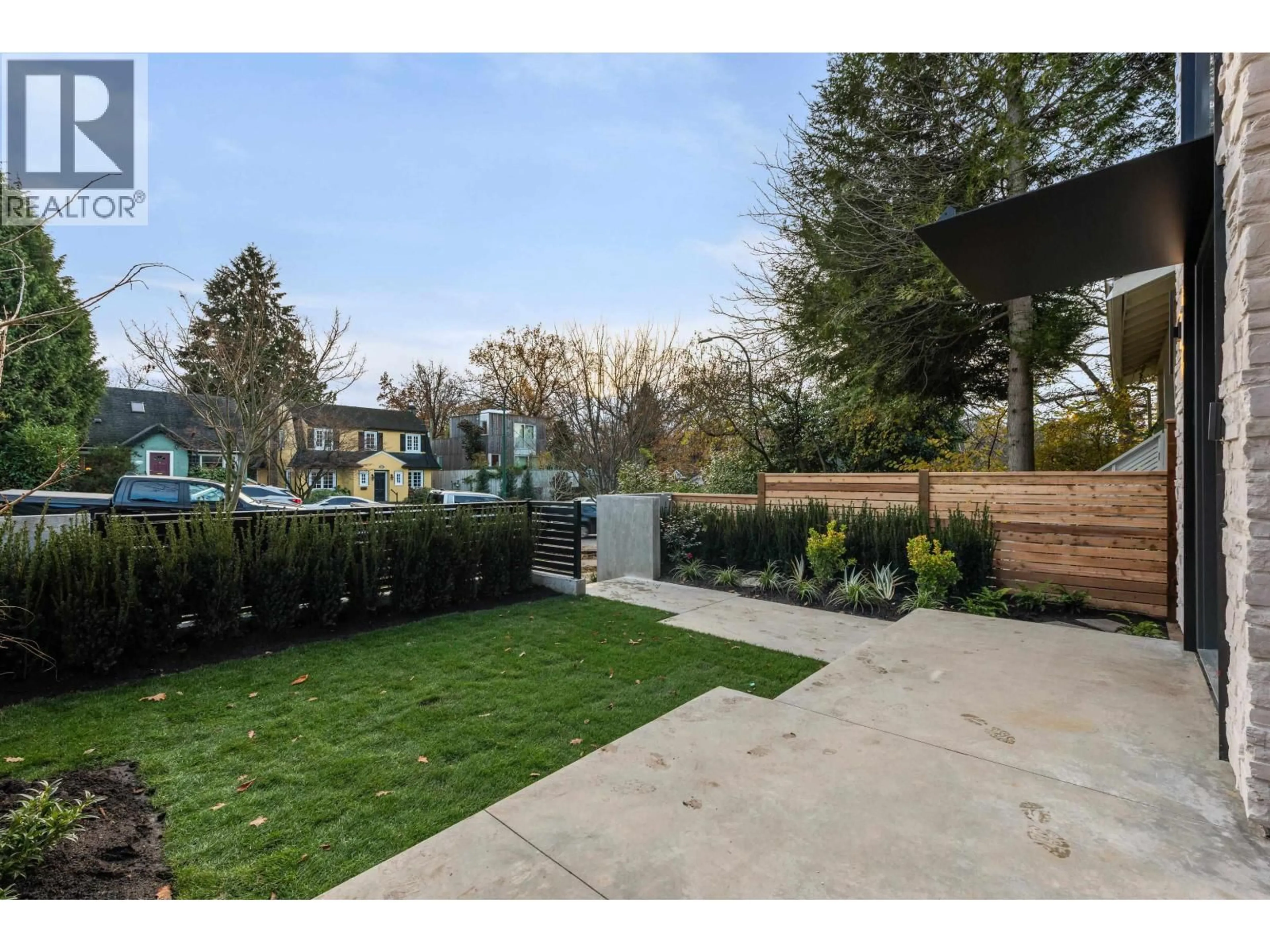 Patio, street for 1 - 2635 12TH AVENUE, Vancouver British Columbia V6K2P4
