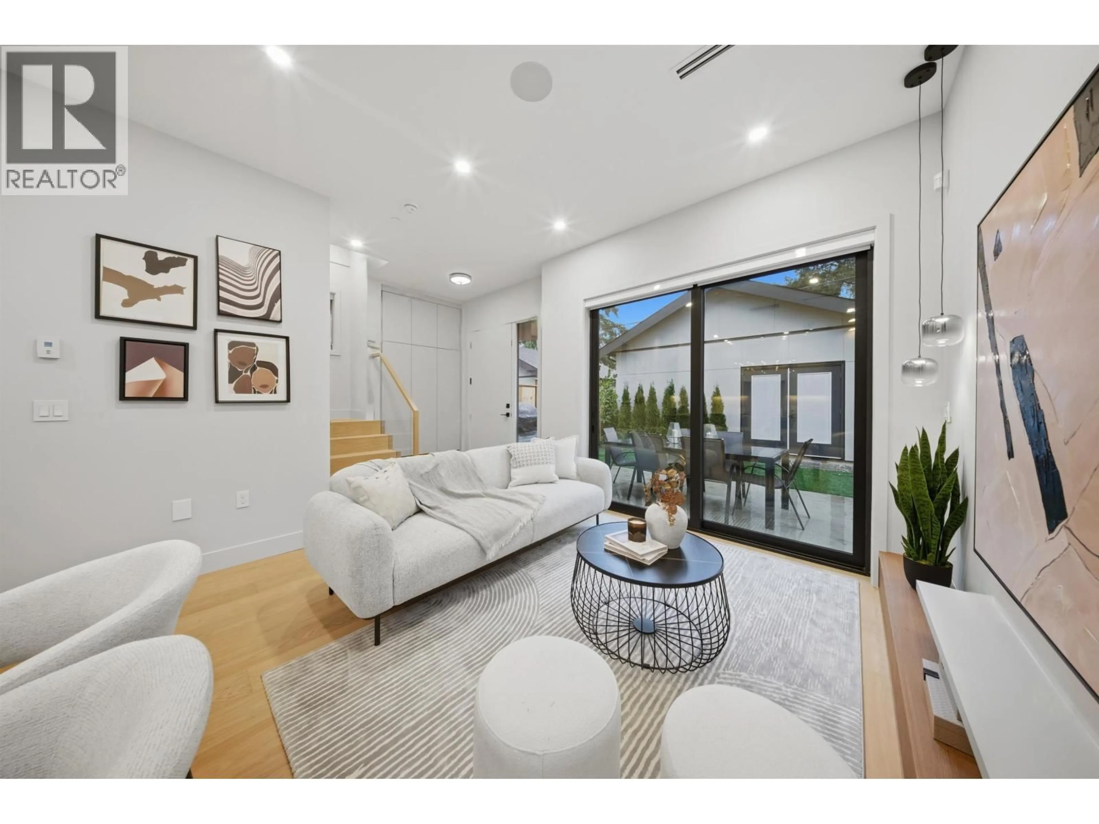 Unknown for 2 - 2635 12TH AVENUE, Vancouver British Columbia V6K2P4