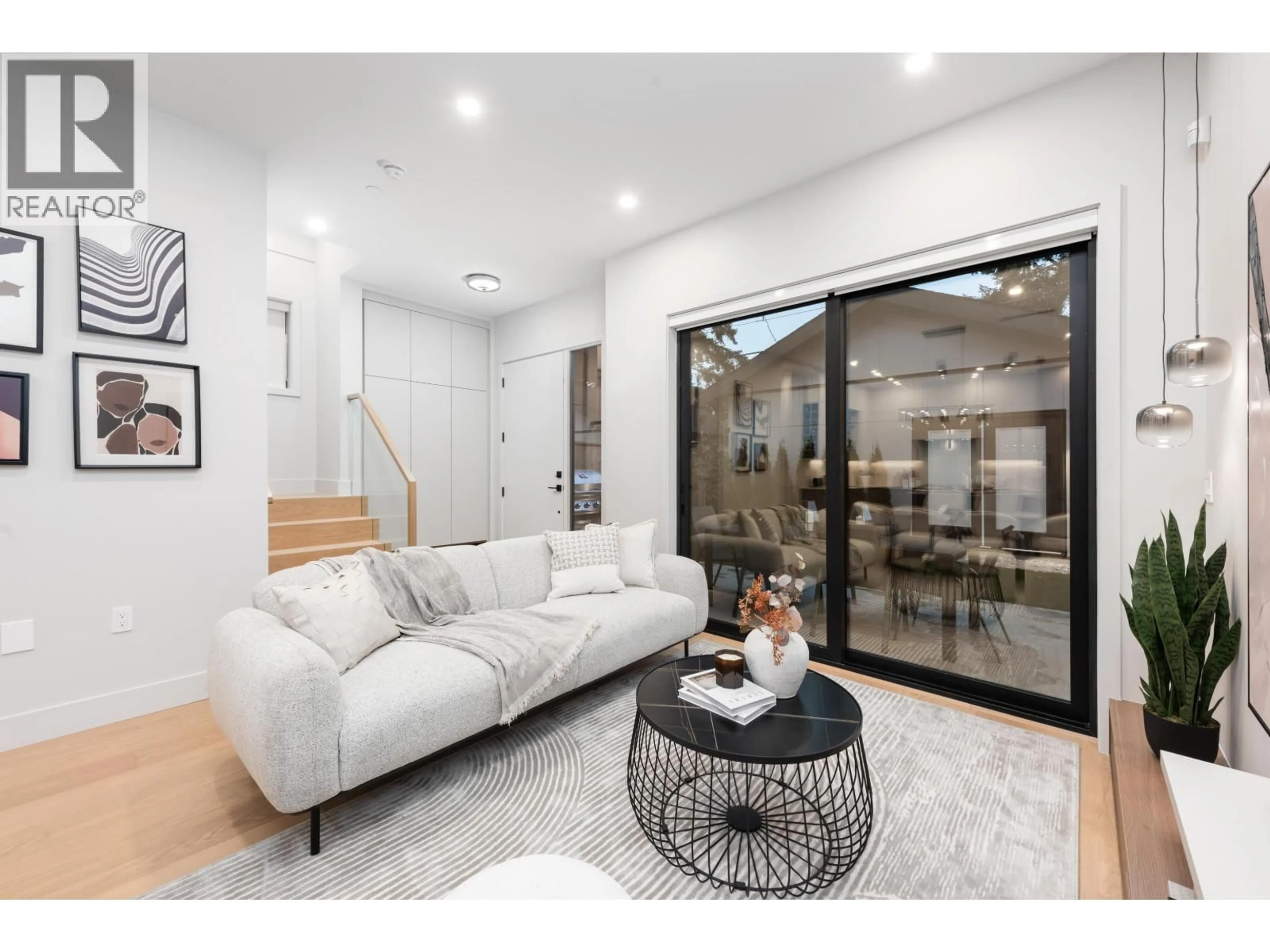 Living room with furniture, unknown for 2 - 2635 12TH AVENUE, Vancouver British Columbia V6K2P4