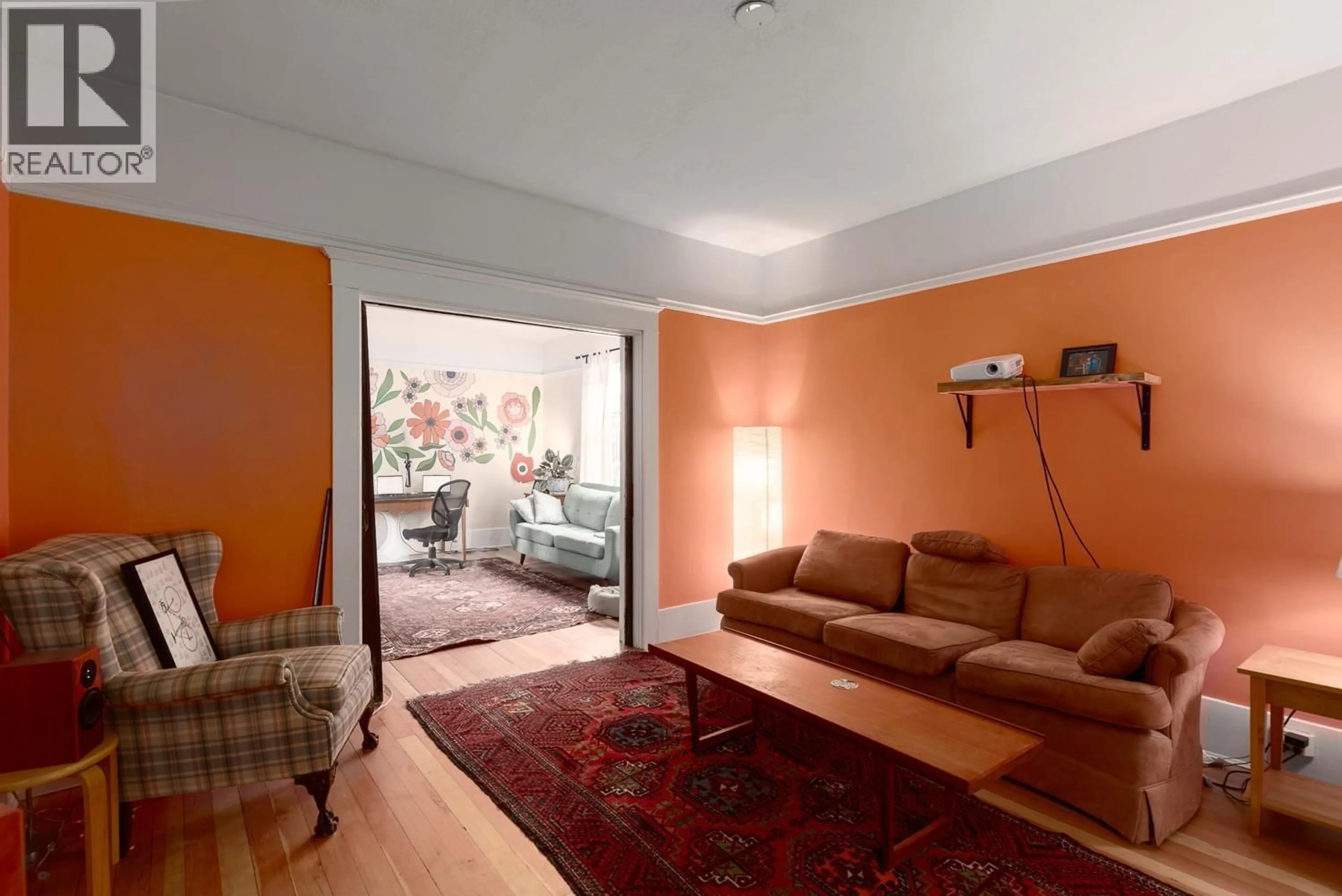 Living room with furniture, unknown for 928 17TH AVENUE, Vancouver British Columbia V5V1C2