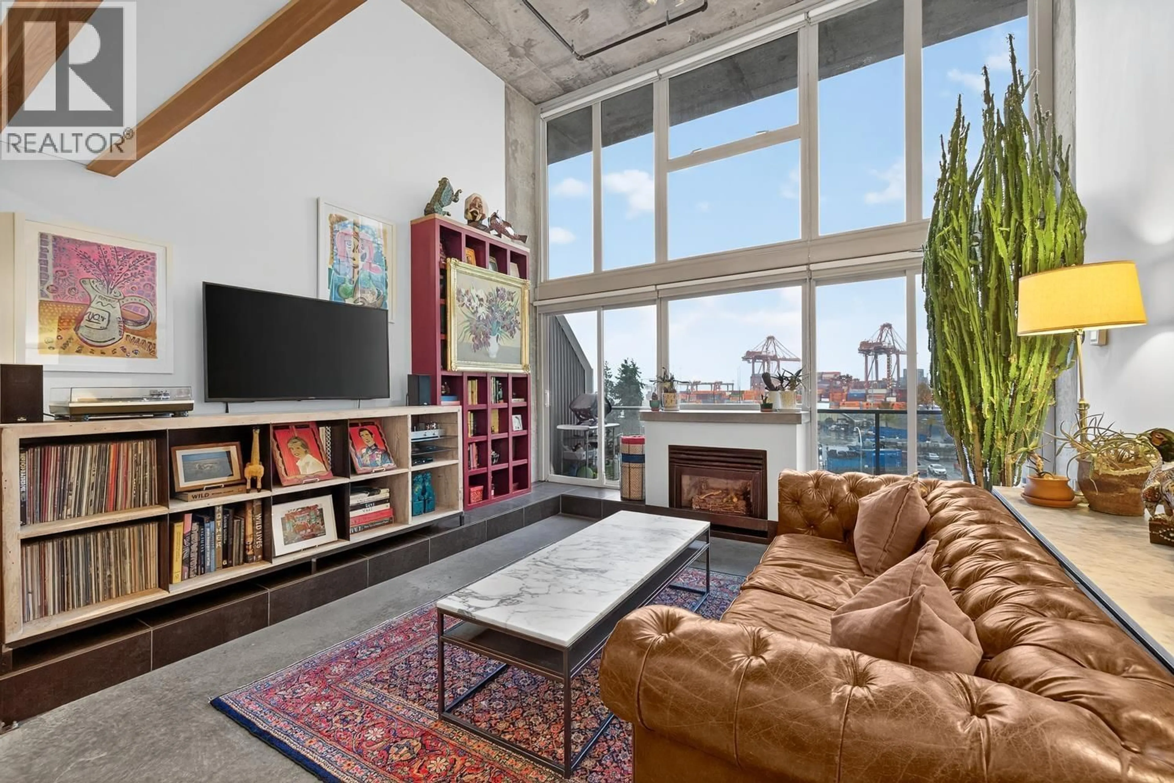 Living room with furniture, unknown for 403 - 289 ALEXANDER STREET, Vancouver British Columbia V6A4H6