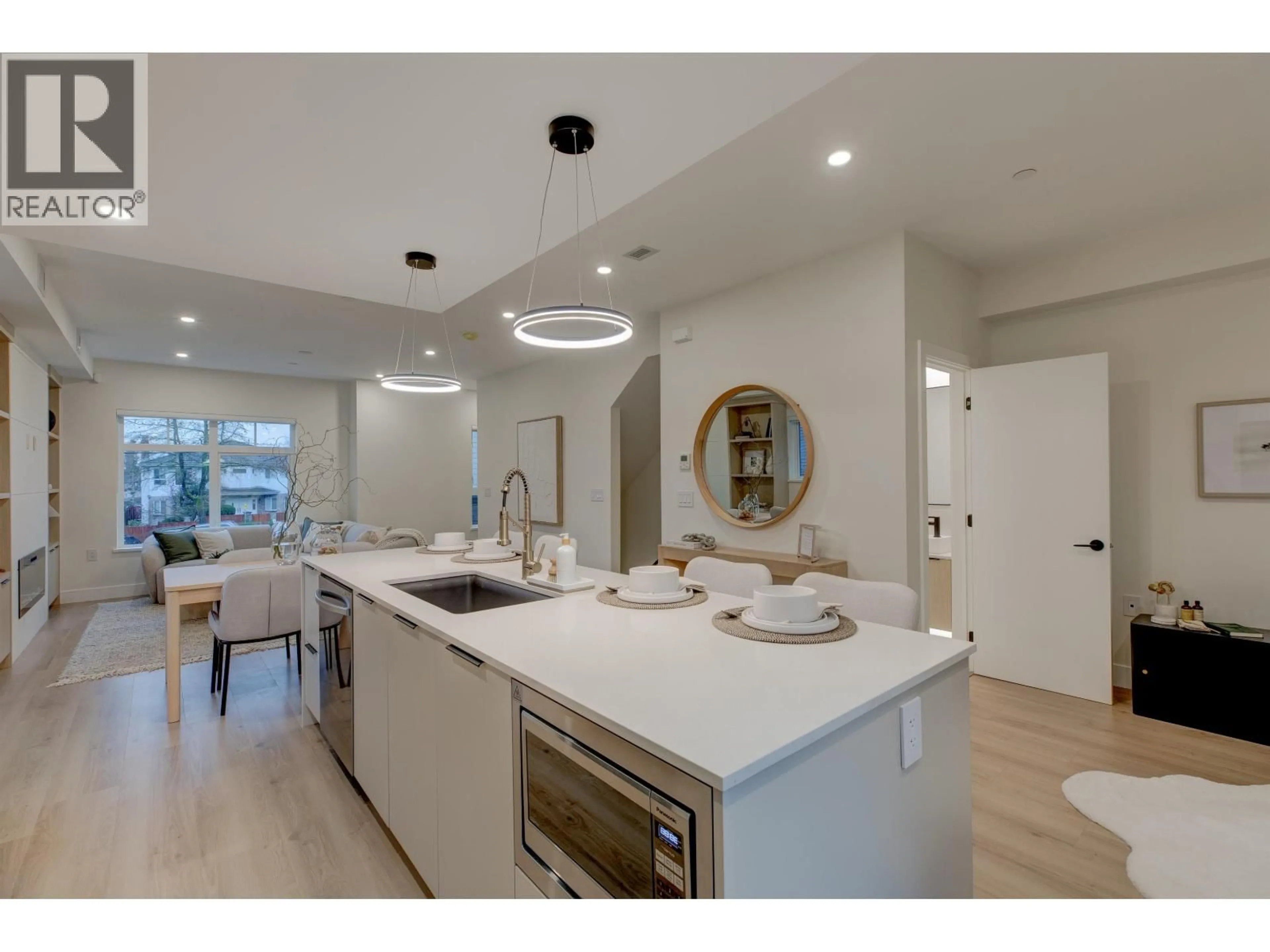 Open concept kitchen, unknown for 7 - 339 KEARY STREET, New Westminster British Columbia V3L3L2