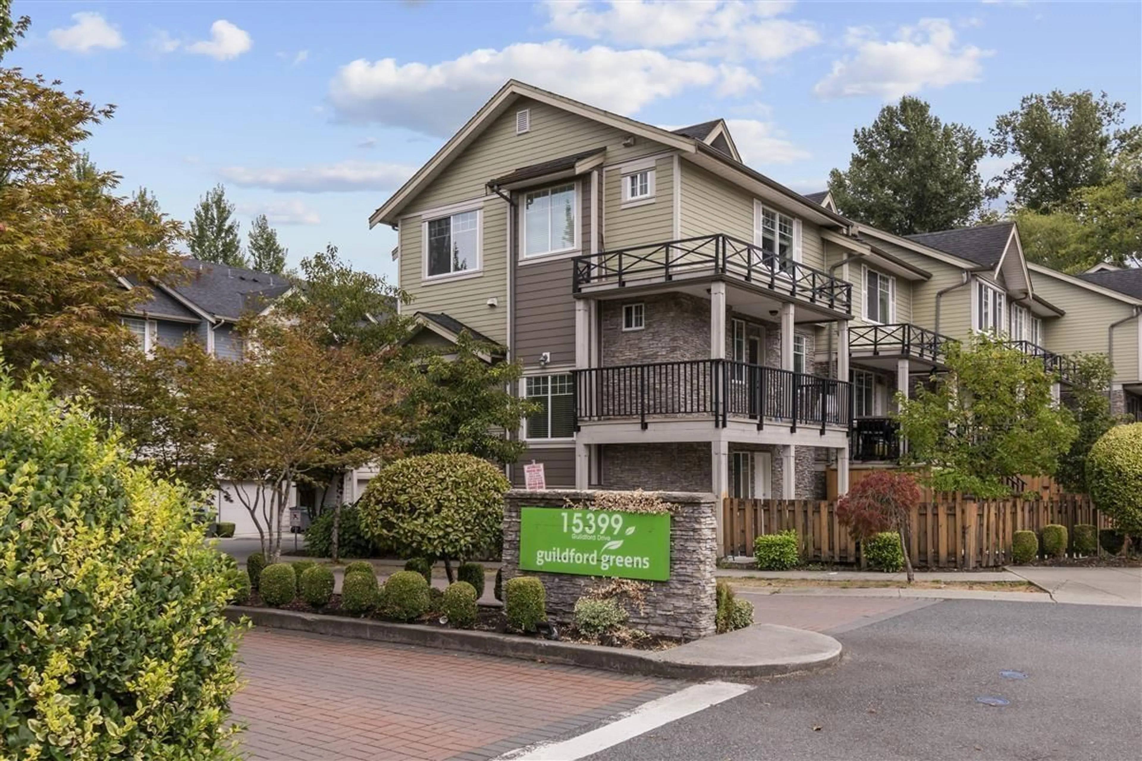 Home with vinyl exterior material, mountain view for 80 - 15399 GUILDFORD DRIVE, Surrey British Columbia V3R7C6