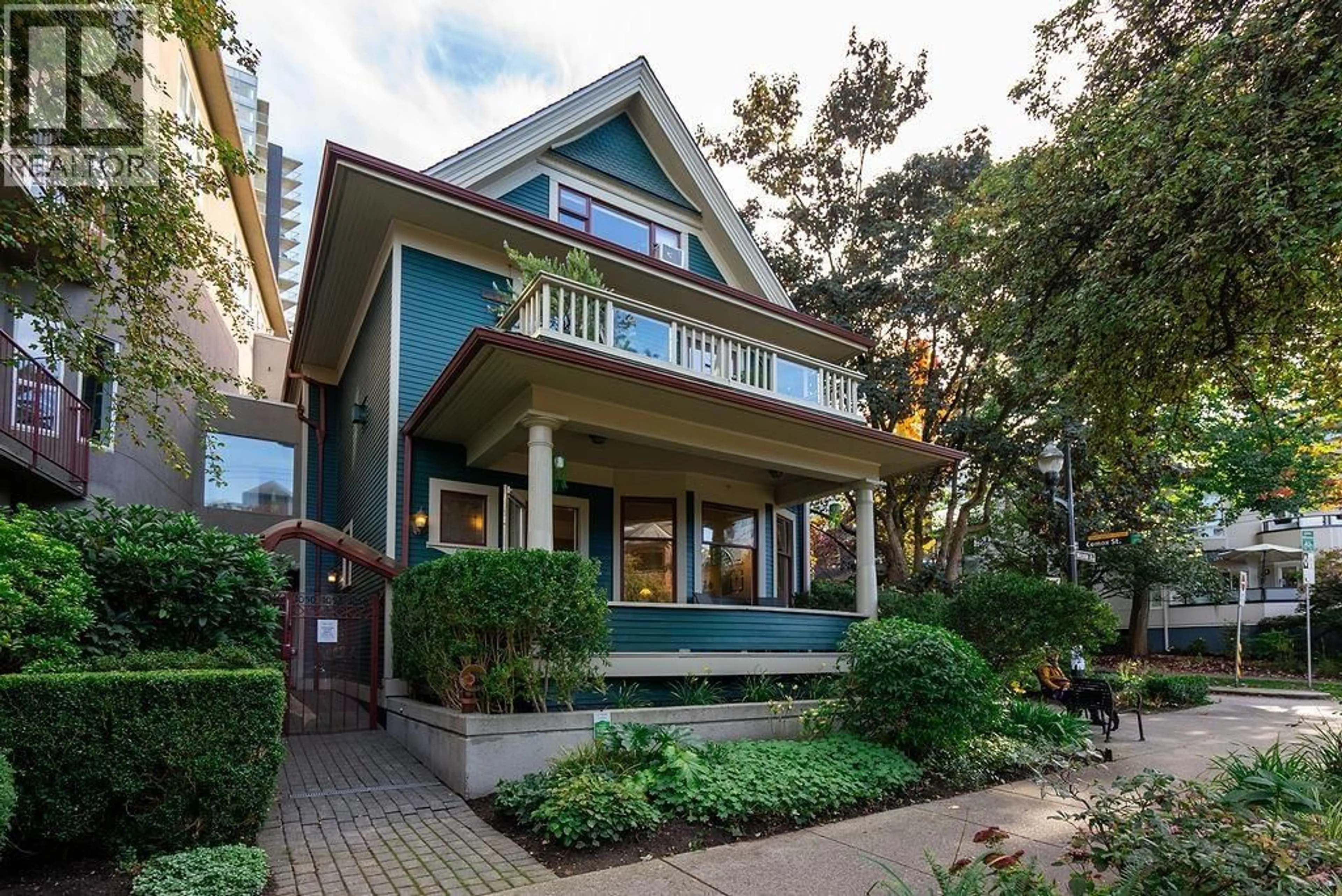 Home with vinyl exterior material, street for 1056 NICOLA STREET, Vancouver British Columbia V6G2C9