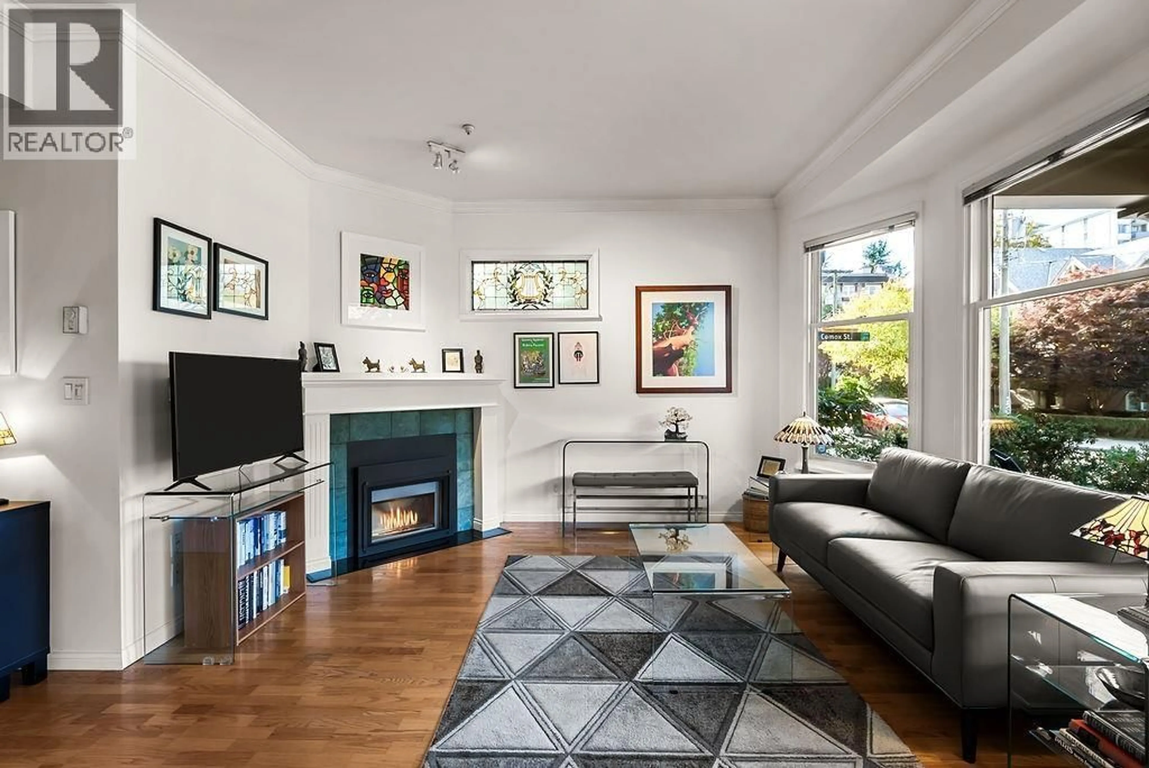 Living room with furniture, unknown for 1056 NICOLA STREET, Vancouver British Columbia V6G2C9