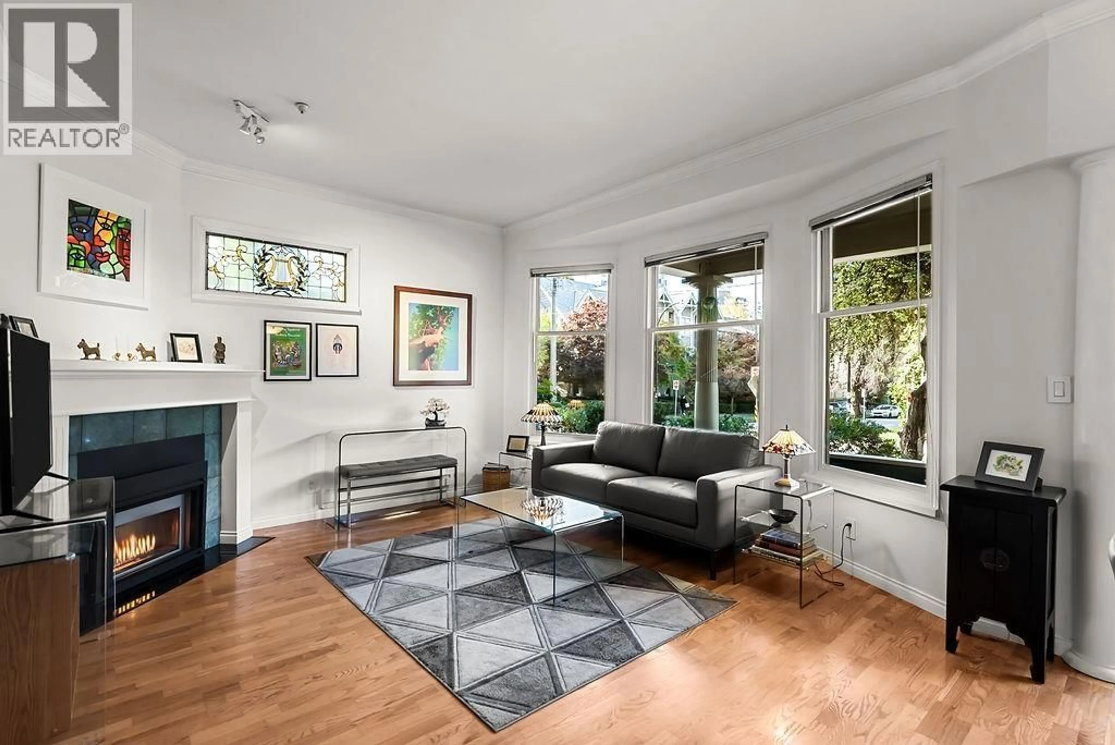 Living room with furniture, unknown for 1056 NICOLA STREET, Vancouver British Columbia V6G2C9