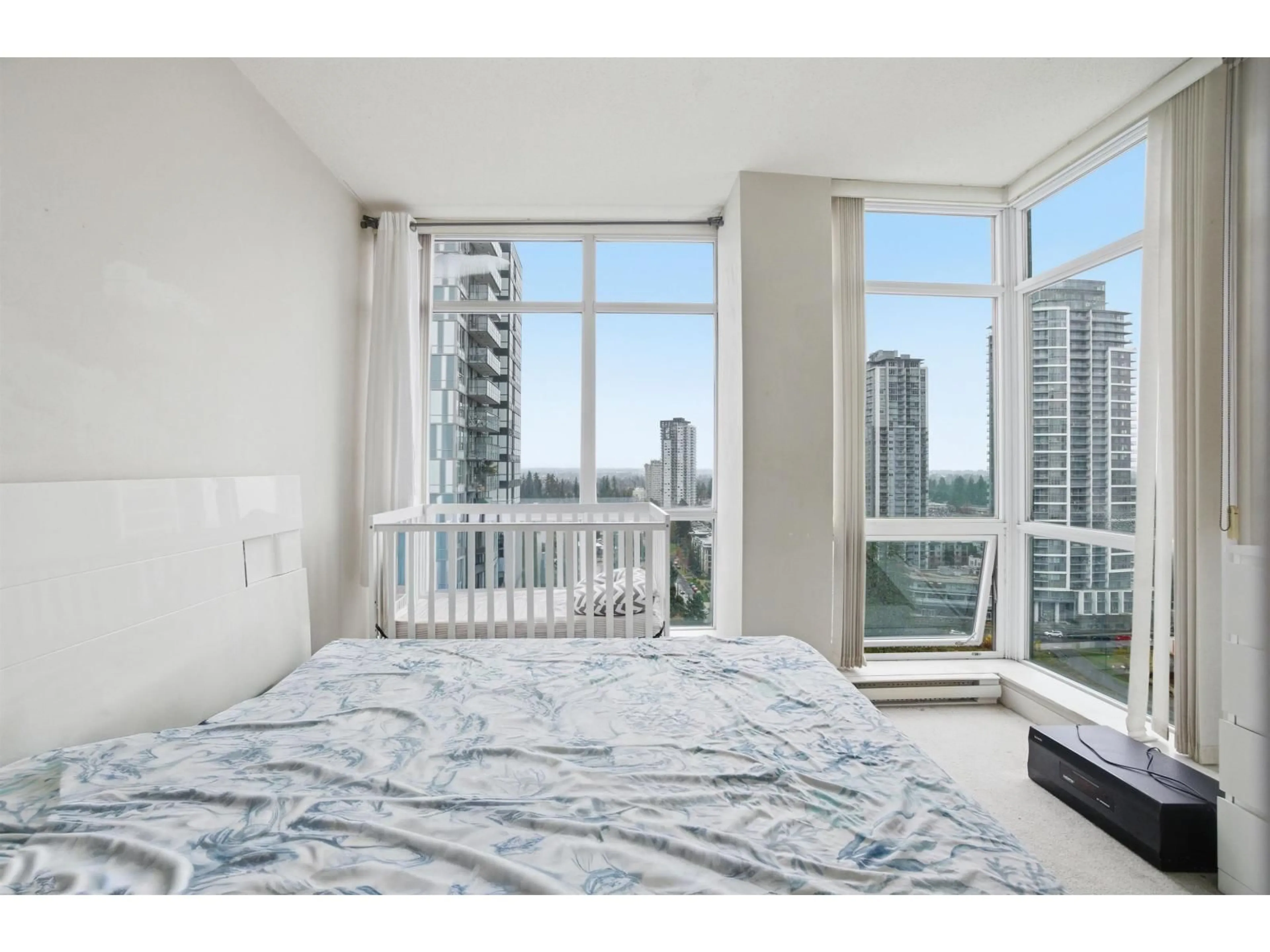 Bedroom with bed, unknown for 2106 - 13399 104 AVENUE, Surrey British Columbia V3T0C9