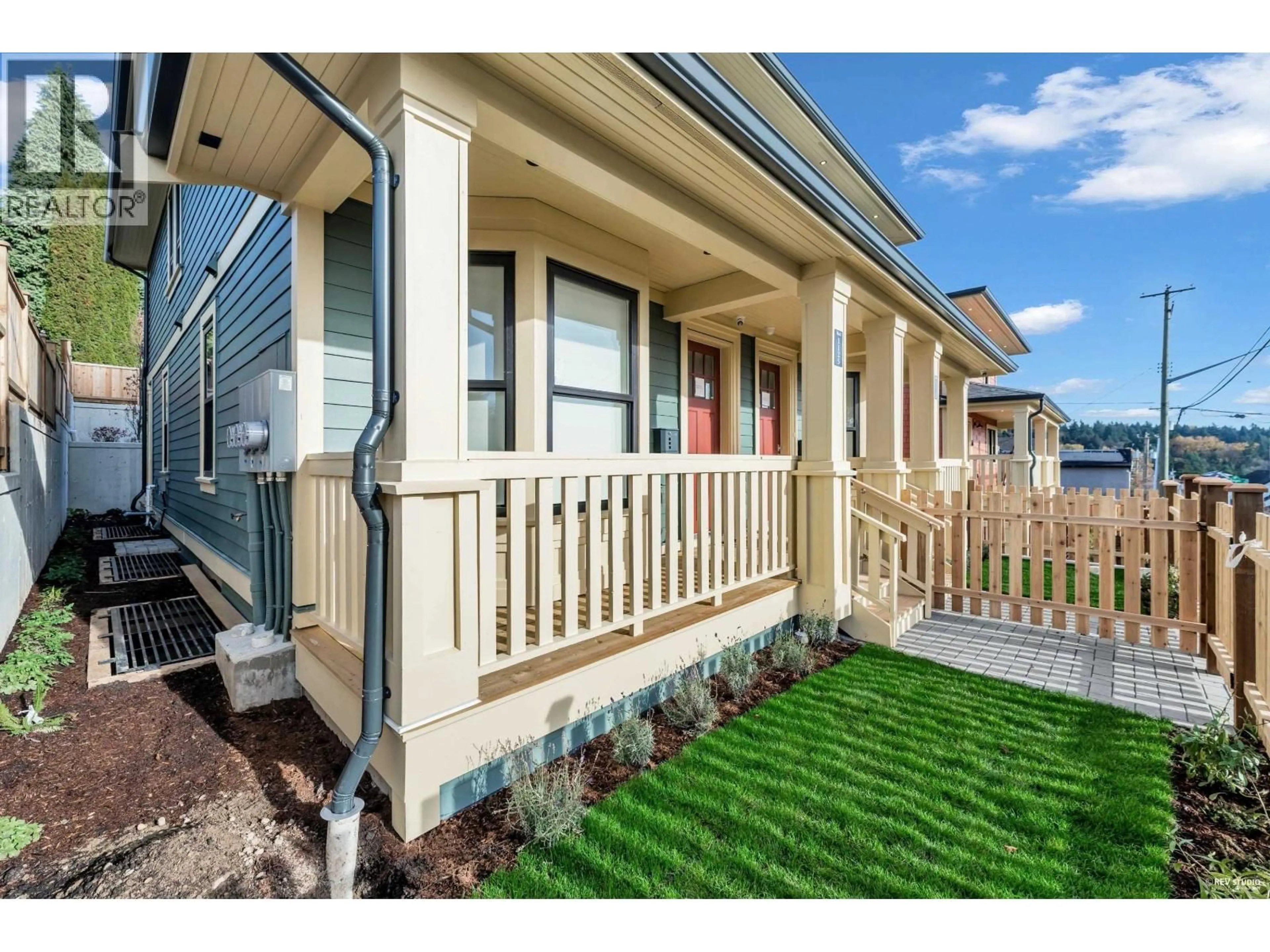 Home with vinyl exterior material, street for 3 - 1125 CARTIER AVENUE, Coquitlam British Columbia V3K2C1