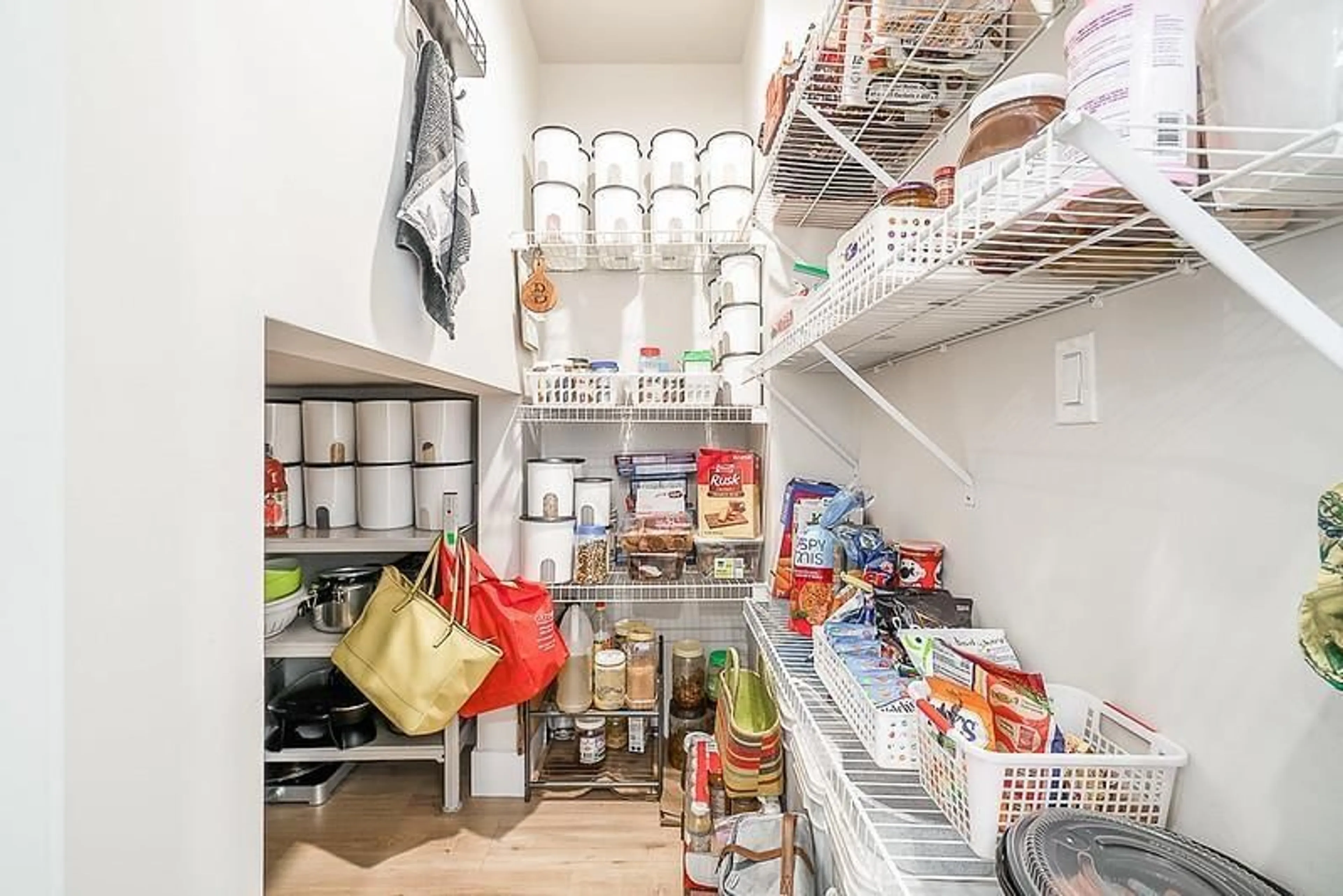 Unknown for 33 - 16511 WATSON DRIVE, Surrey British Columbia V4N6T7