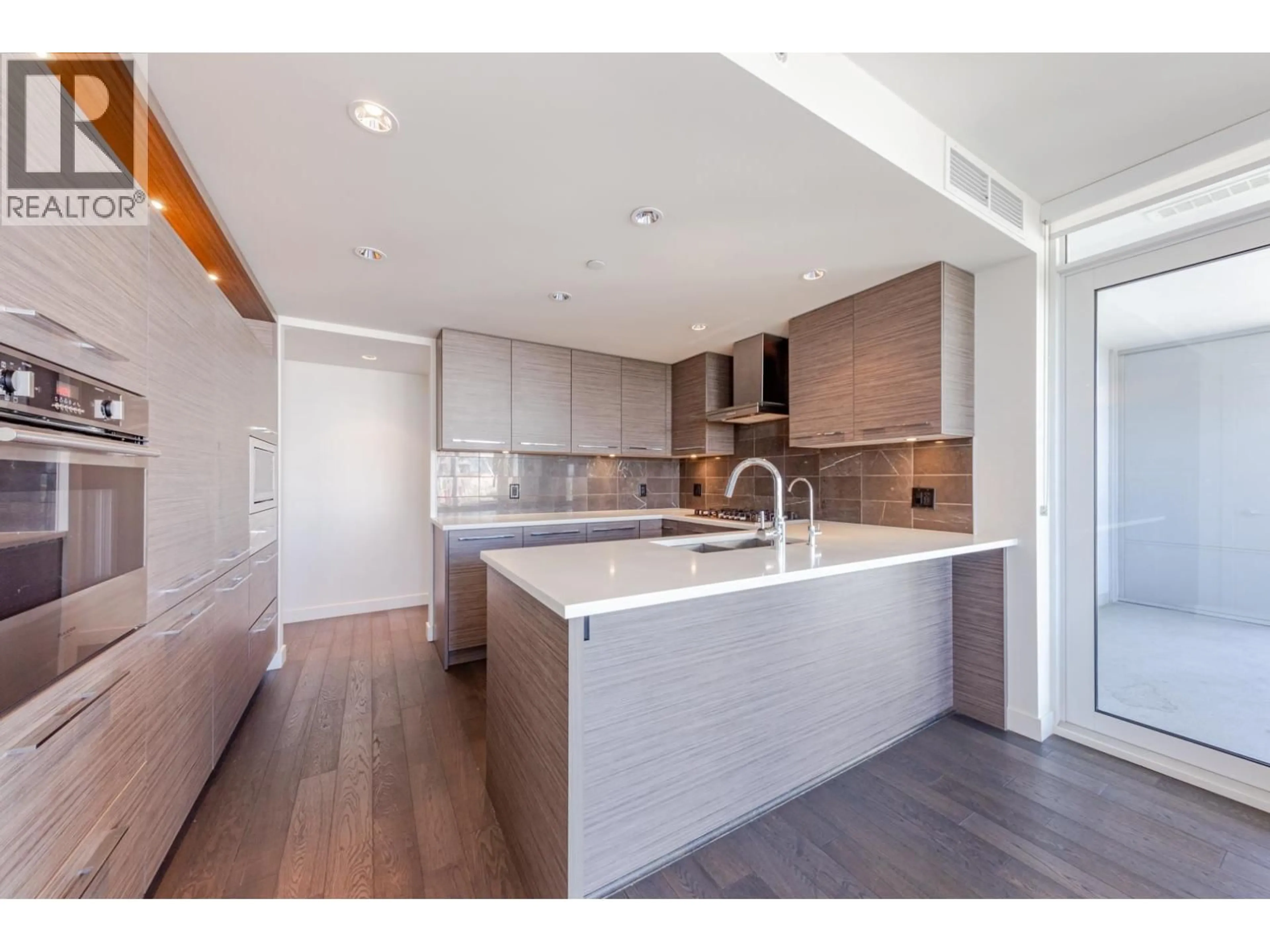 Open concept kitchen, unknown for 902 - 7468 LANSDOWNE ROAD, Richmond British Columbia V7C0B7