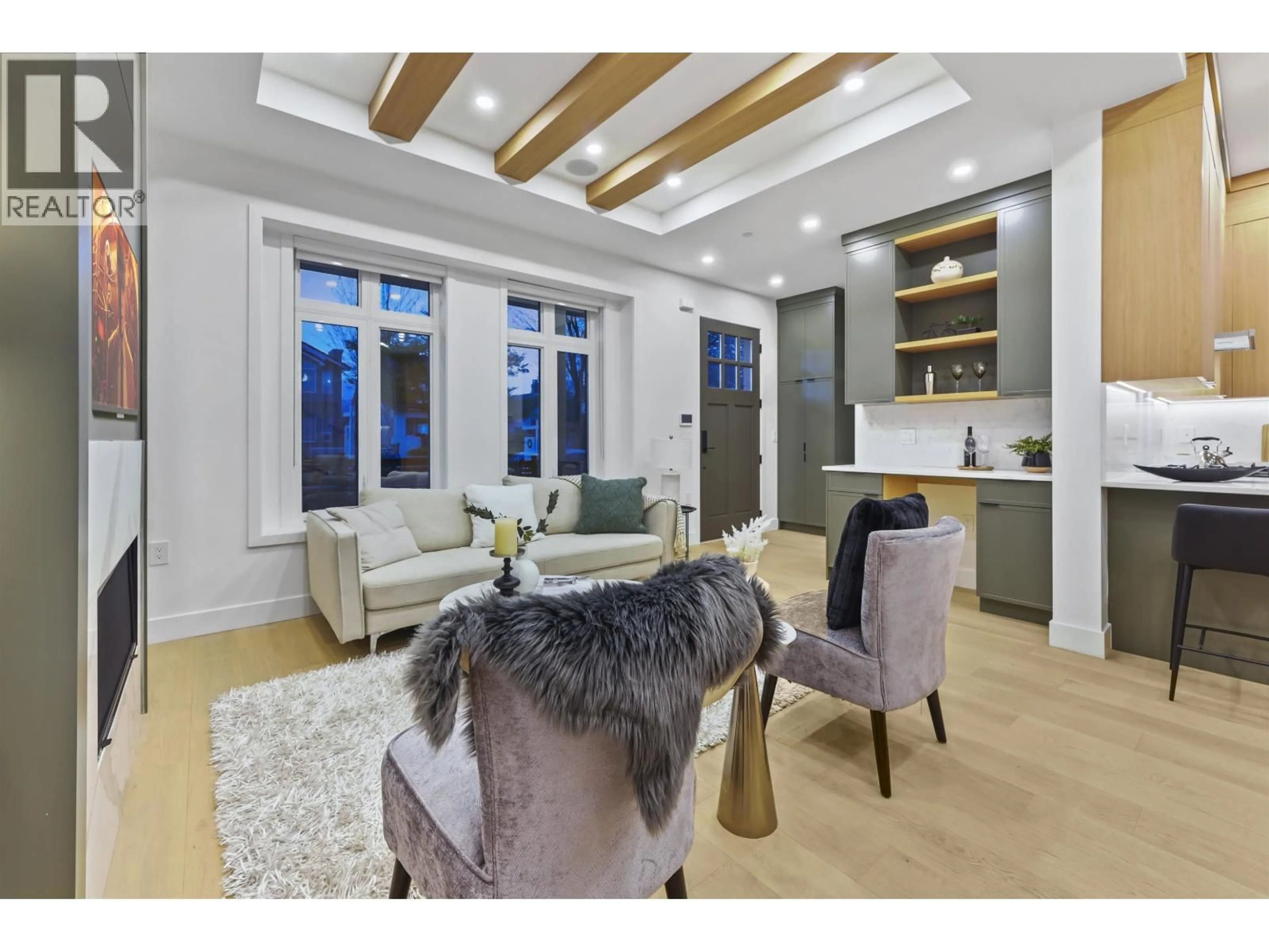 Unknown for 1 - 1322 13TH AVENUE, Vancouver British Columbia V5N2B6