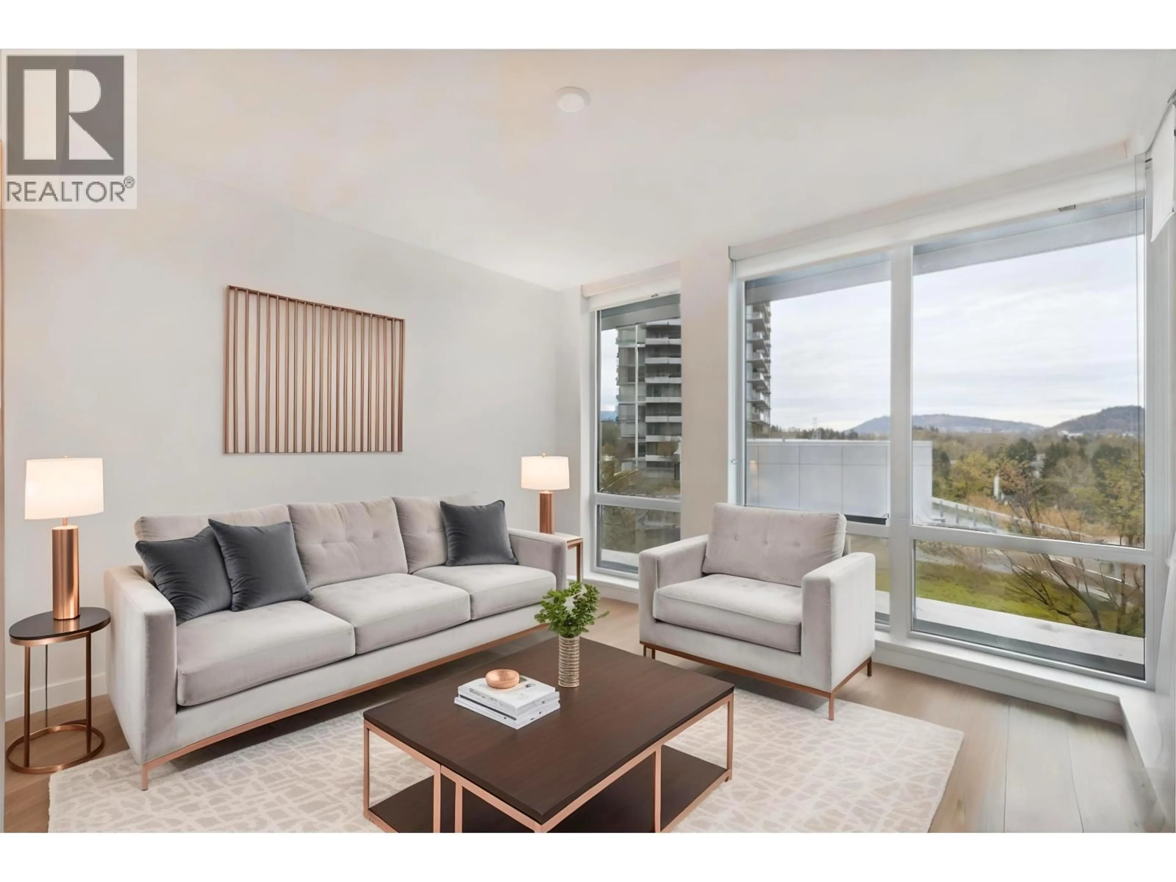 Living room with furniture, unknown for 805 - 1500 FERN STREET, North Vancouver British Columbia V7J0E6