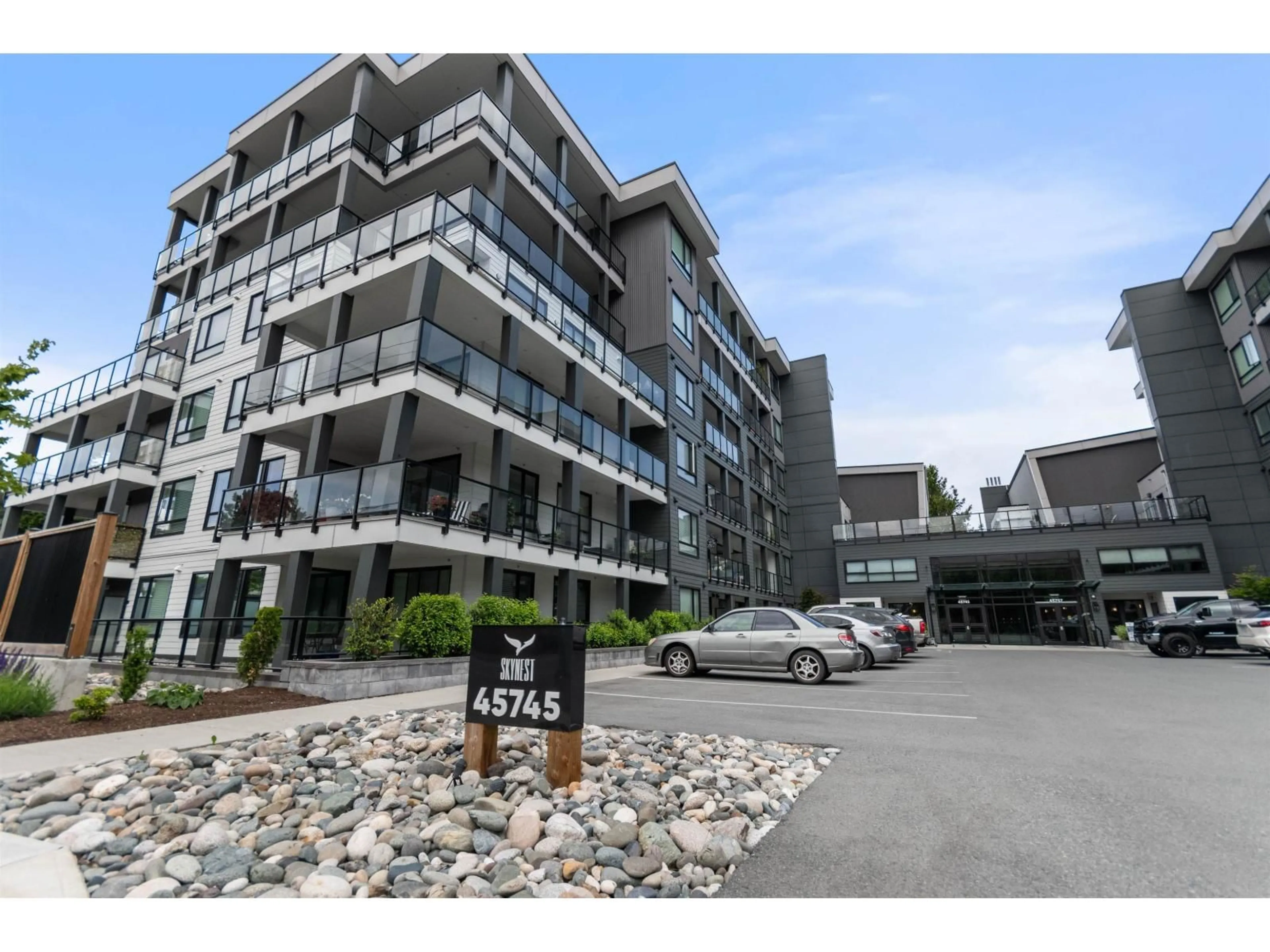 Unknown for 208 - 45745 WATSON ROAD, Chilliwack British Columbia V2R6K3