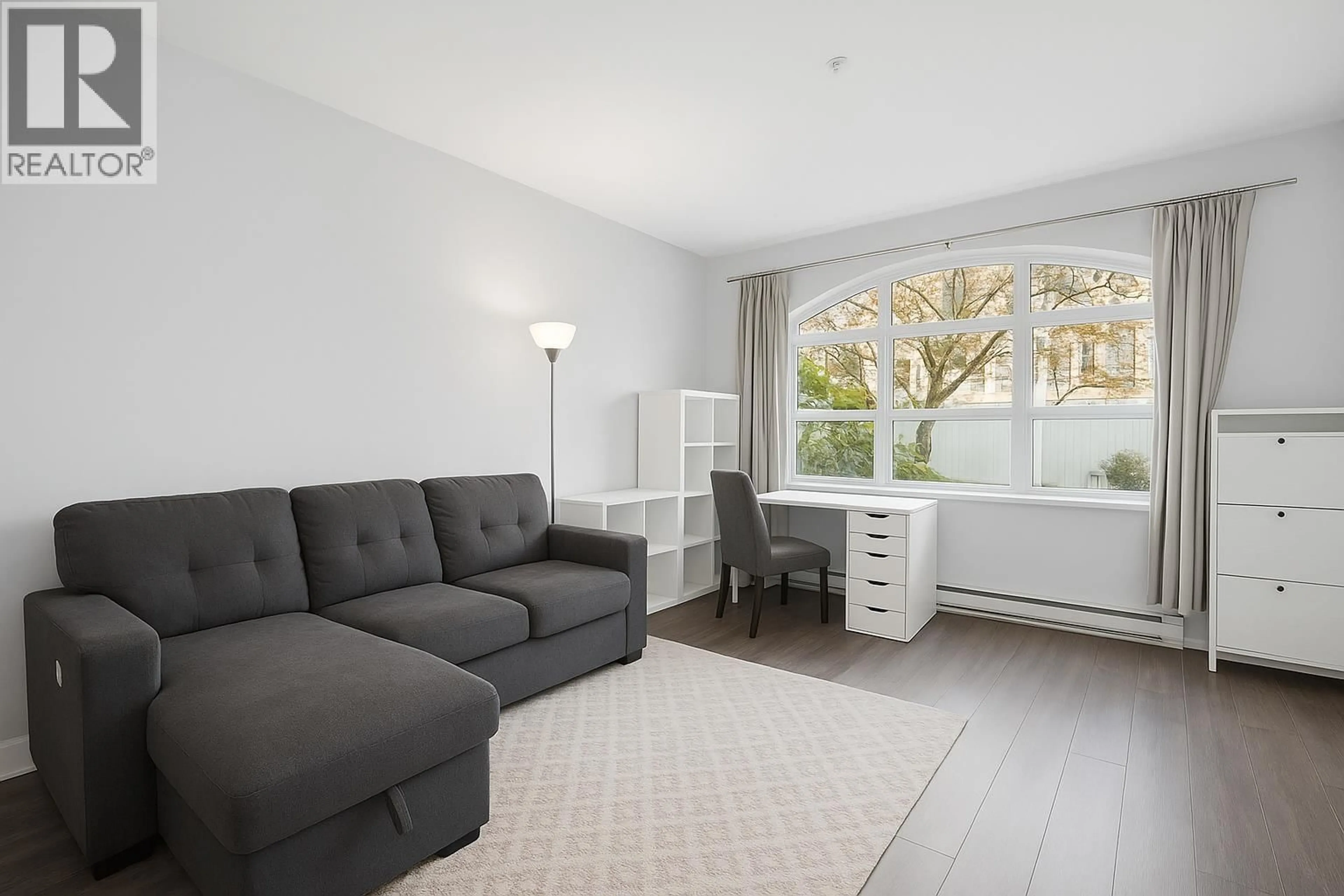 Living room with furniture, unknown for 134 - 5888 DOVER CRESCENT, Richmond British Columbia V7C5R9