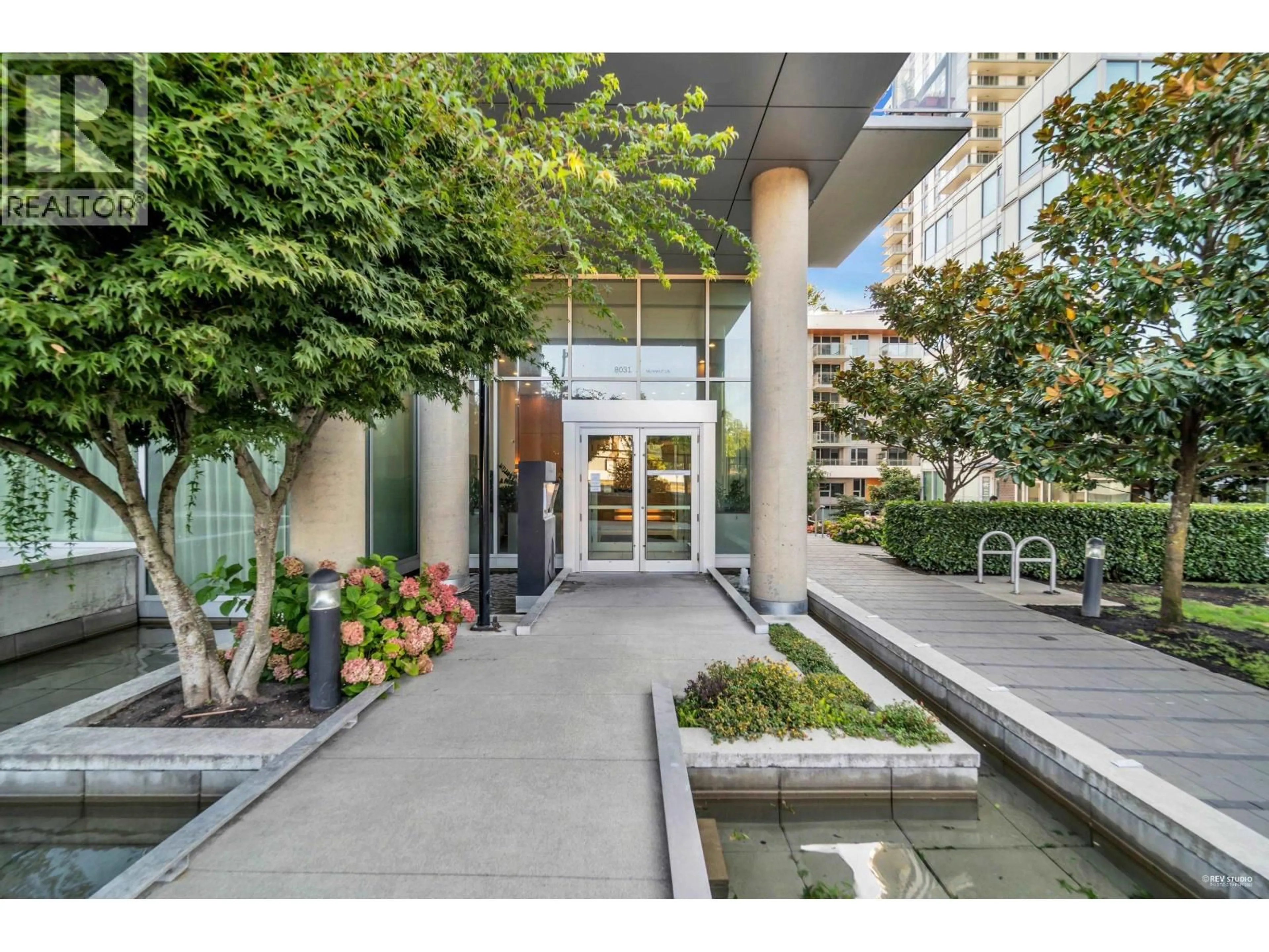 Indoor foyer for 2205 - 8031 NUNAVUT LANE, Vancouver British Columbia V5X0C9