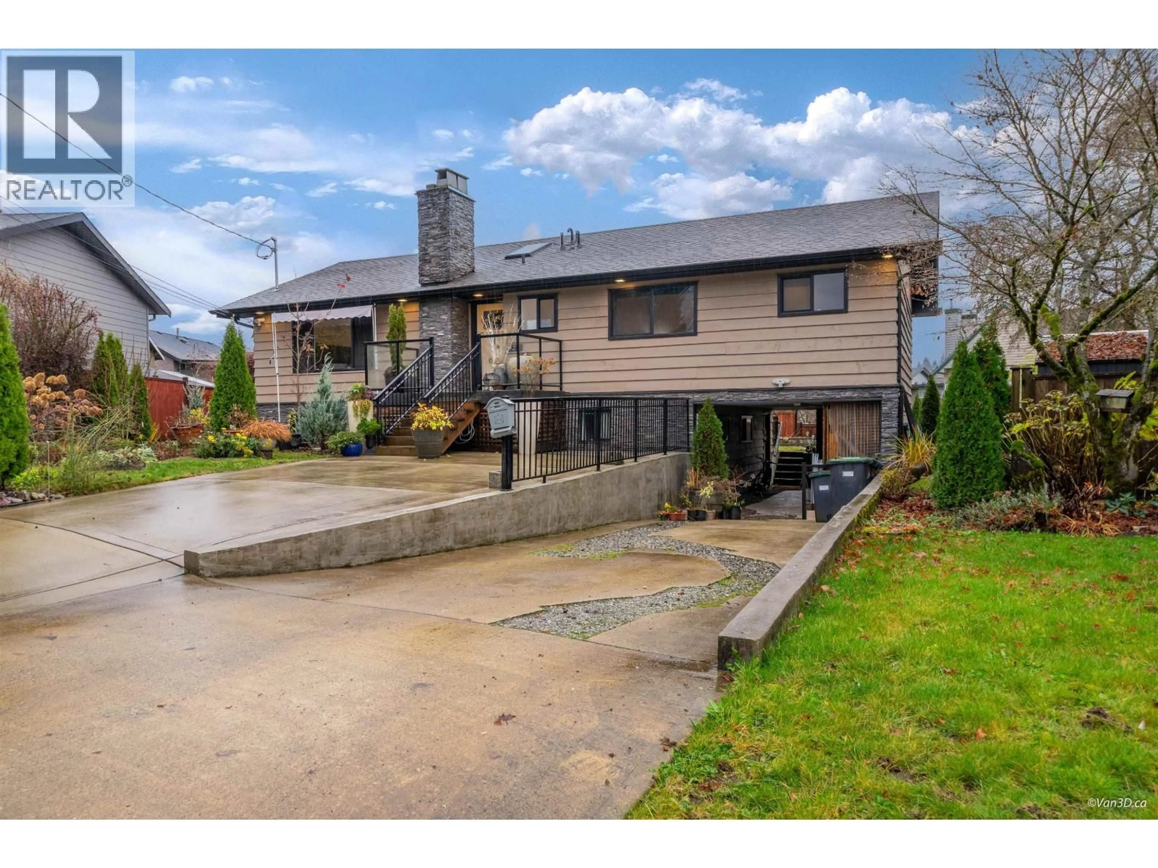 Unknown for 922 SEACREST COURT, Port Moody British Columbia V3H1K5