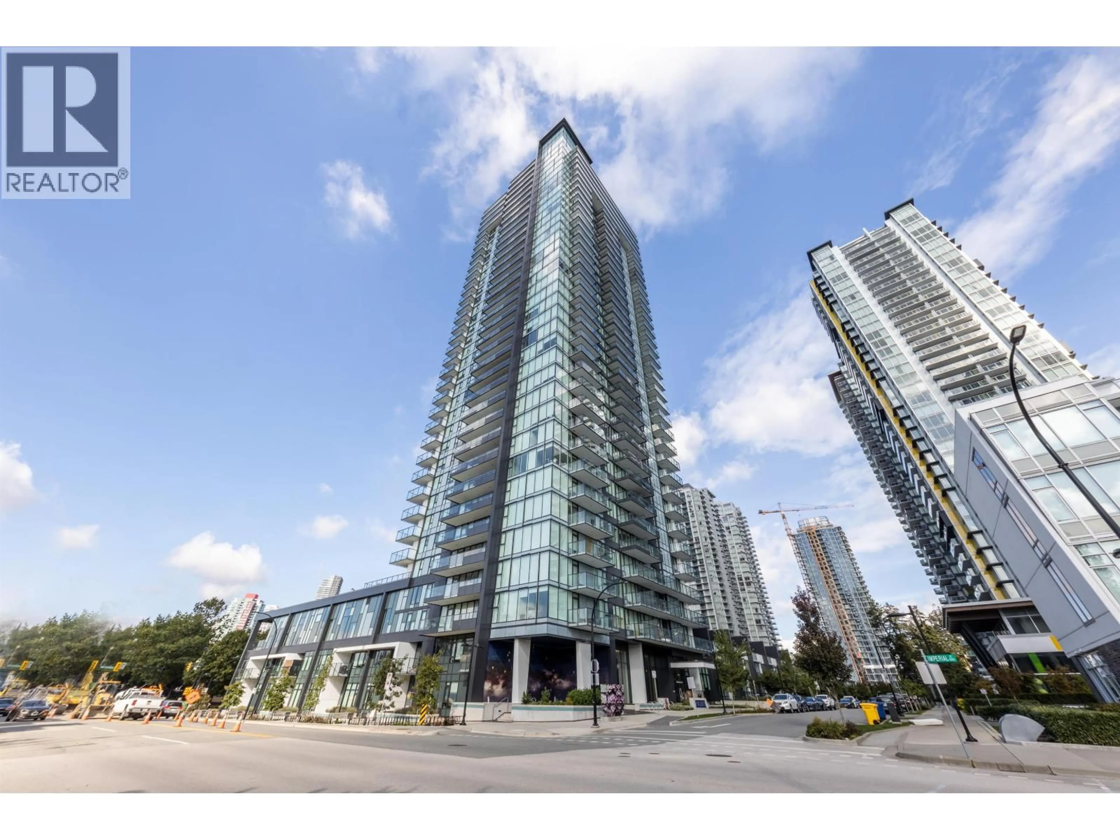 Indoor foyer for 1002 - 6699 DUNBLANE AVENUE, Burnaby British Columbia V5H0J8