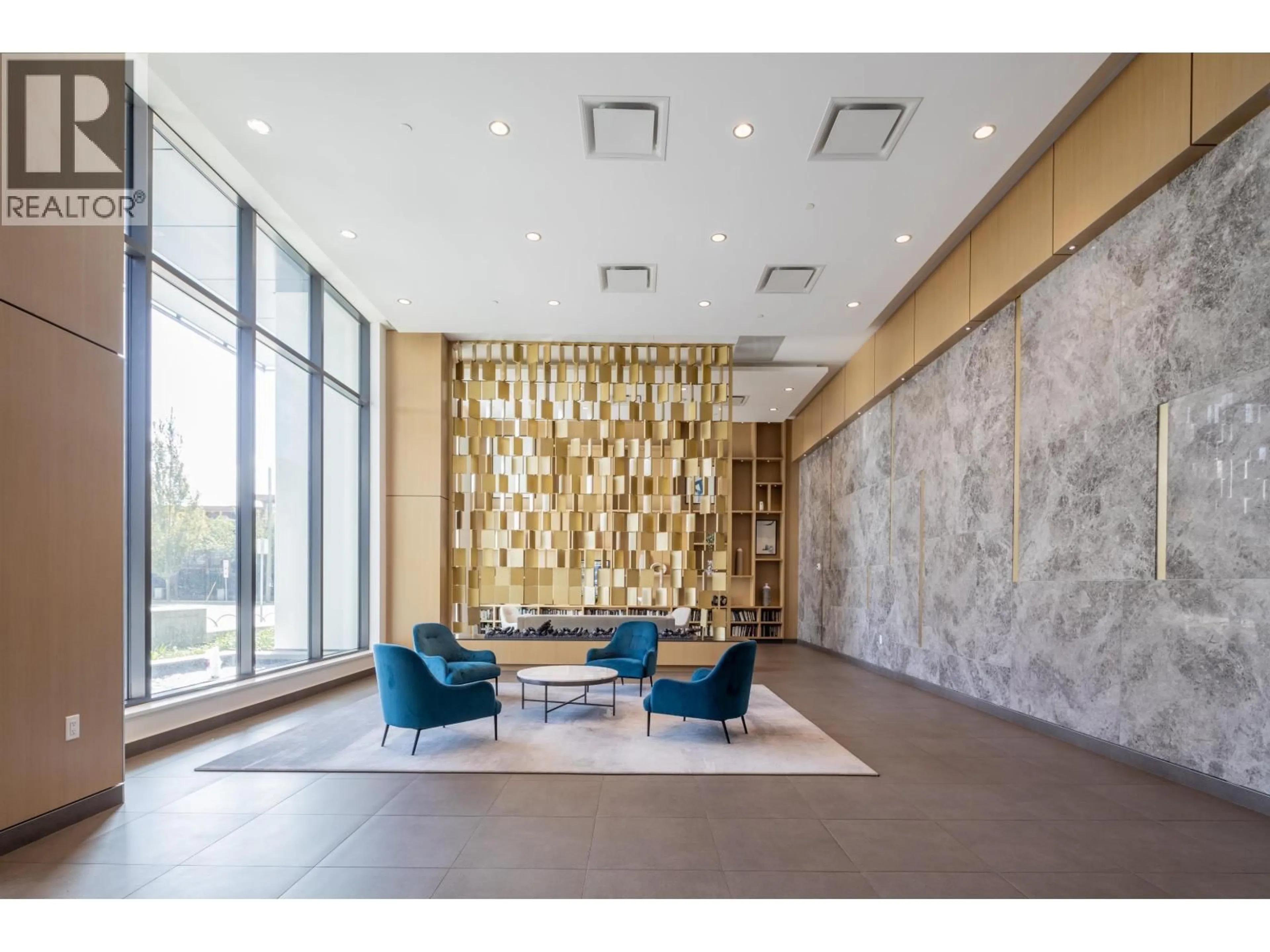 Indoor foyer for 1002 - 6699 DUNBLANE AVENUE, Burnaby British Columbia V5H0J8